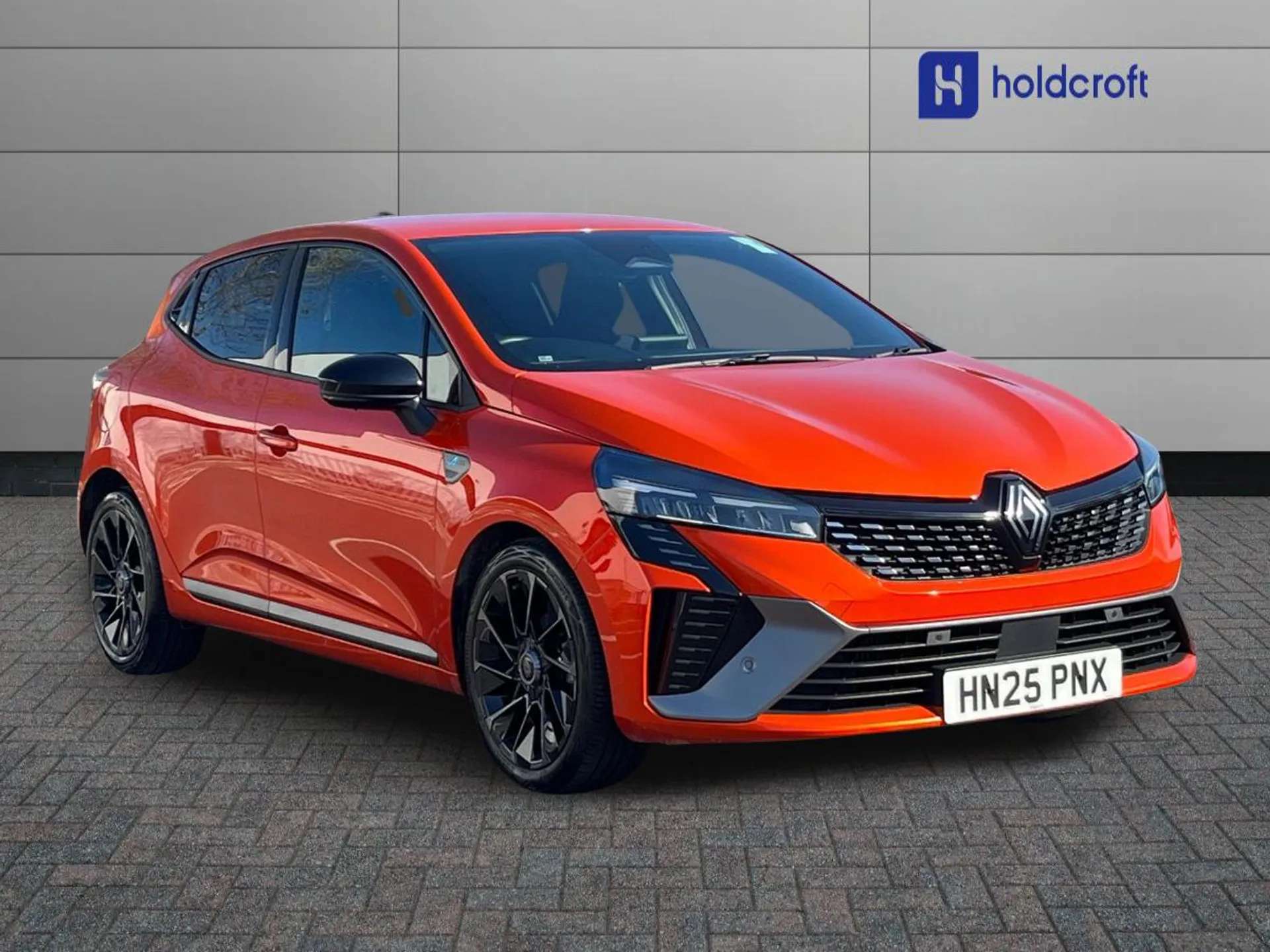 A 2025 RENAULT CLIO 1.0 TCe 90 Esprit Alpine 5dr A 2025 RENAULT CLIO 1.0 TCe 90 Esprit Alpine 5dr