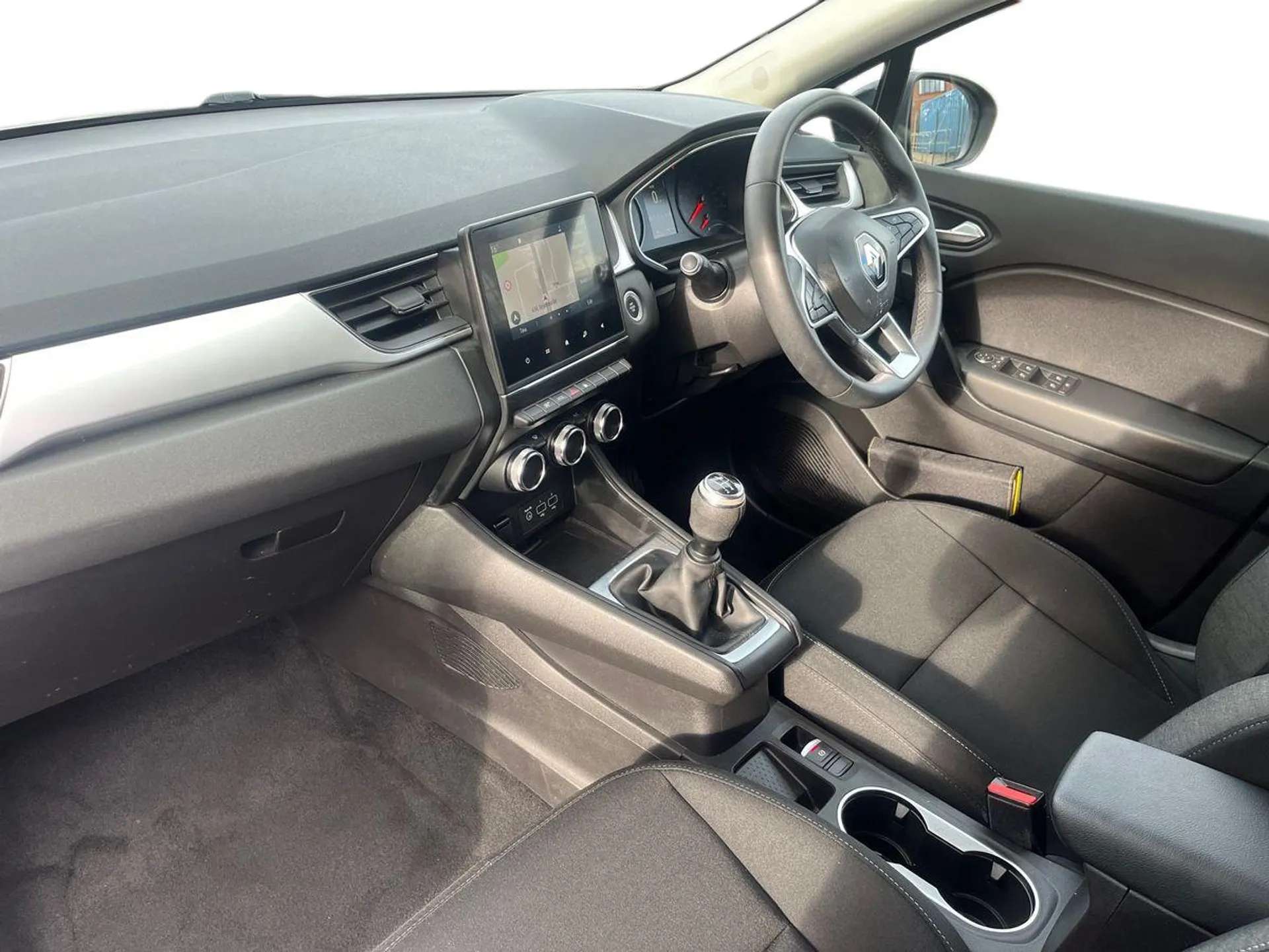 A 2020 RENAULT CAPTUR 1.0 TCE 100 Iconic 5dr A 2020 RENAULT CAPTUR 1.0 TCE 100 Iconic 5dr