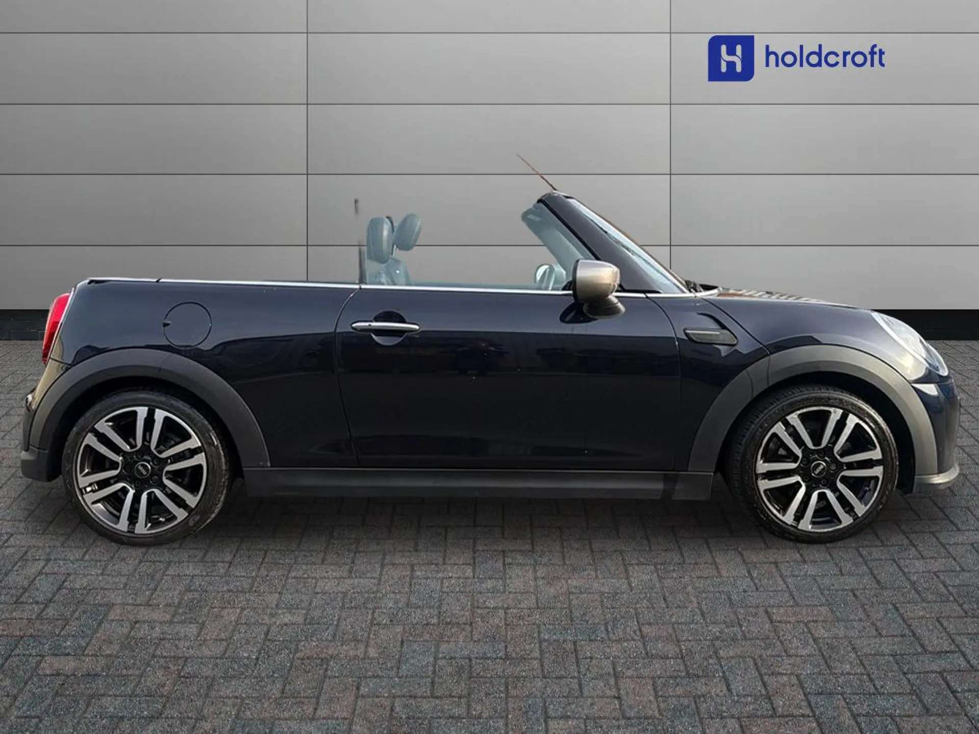 2021 MINI CONVERTIBLE 2021 MINI CONVERTIBLE