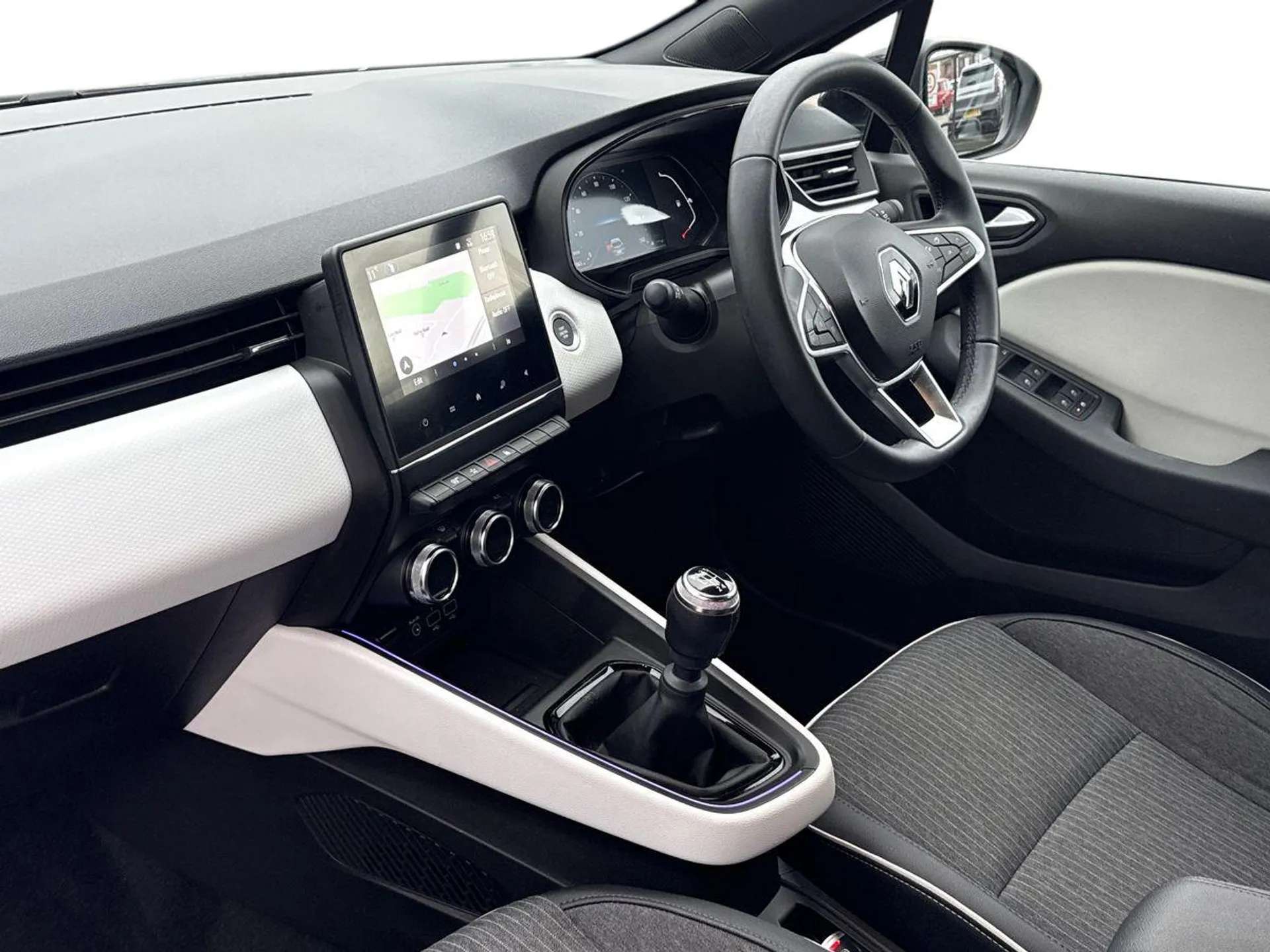 A 2022 RENAULT CLIO 1.0 TCe 90 Techno 5dr A 2022 RENAULT CLIO 1.0 TCe 90 Techno 5dr