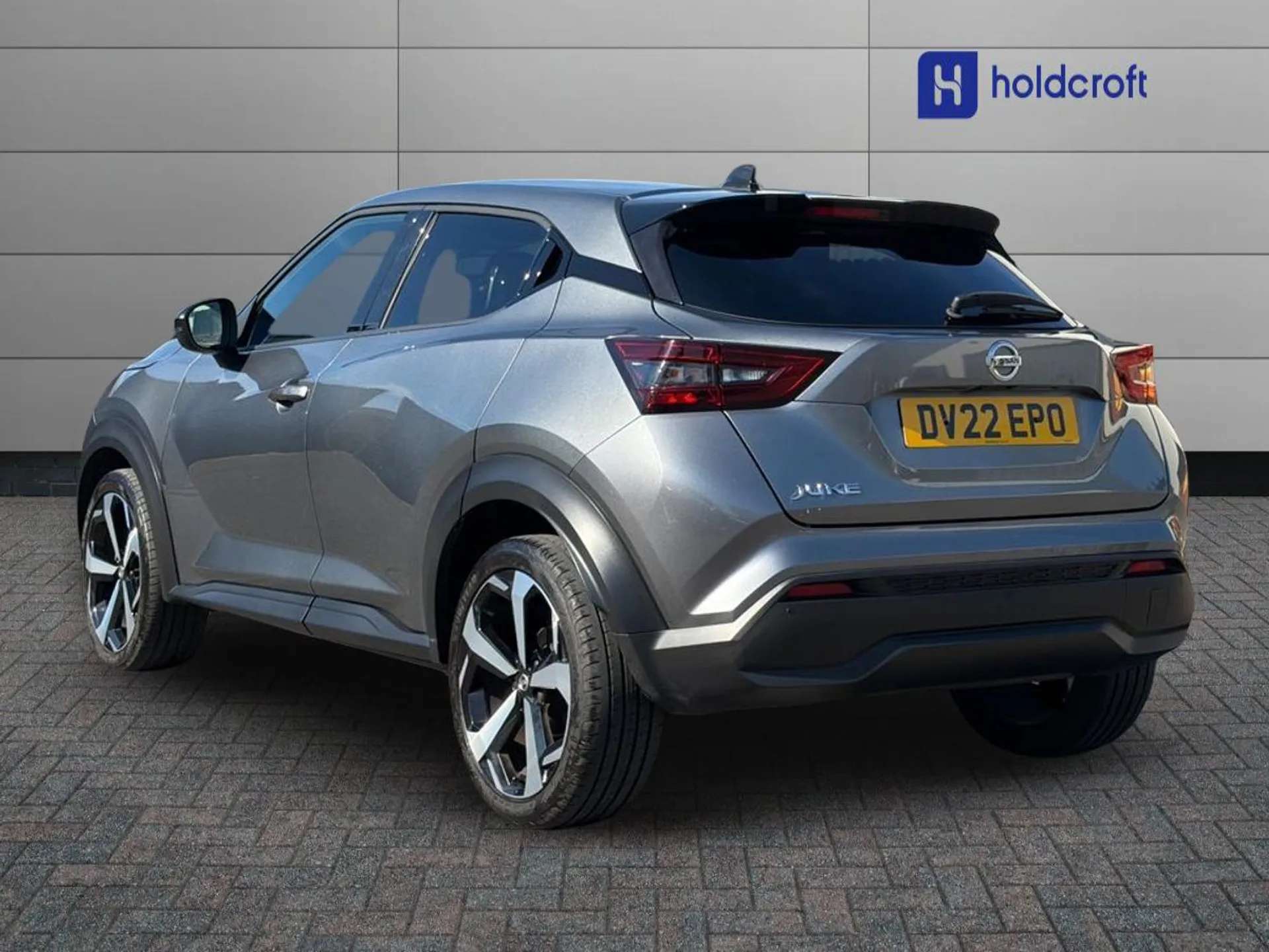 A 2022 NISSAN JUKE 1.0 DiG-T 114 Tekna 5dr DCT A 2022 NISSAN JUKE 1.0 DiG-T 114 Tekna 5dr DCT