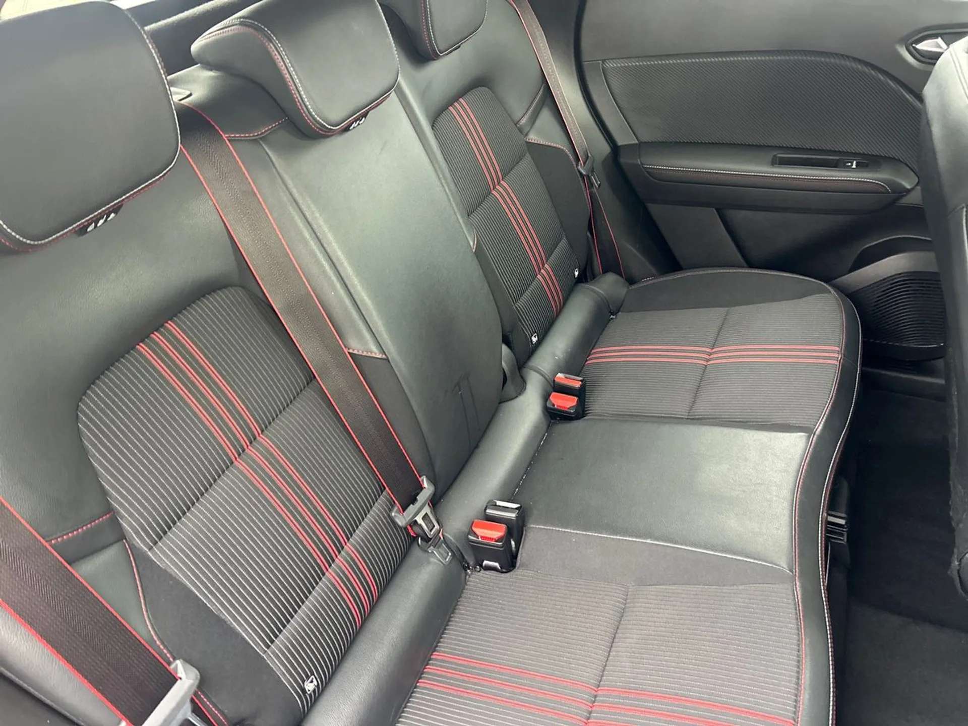 2022 RENAULT CAPTUR 2022 RENAULT CAPTUR