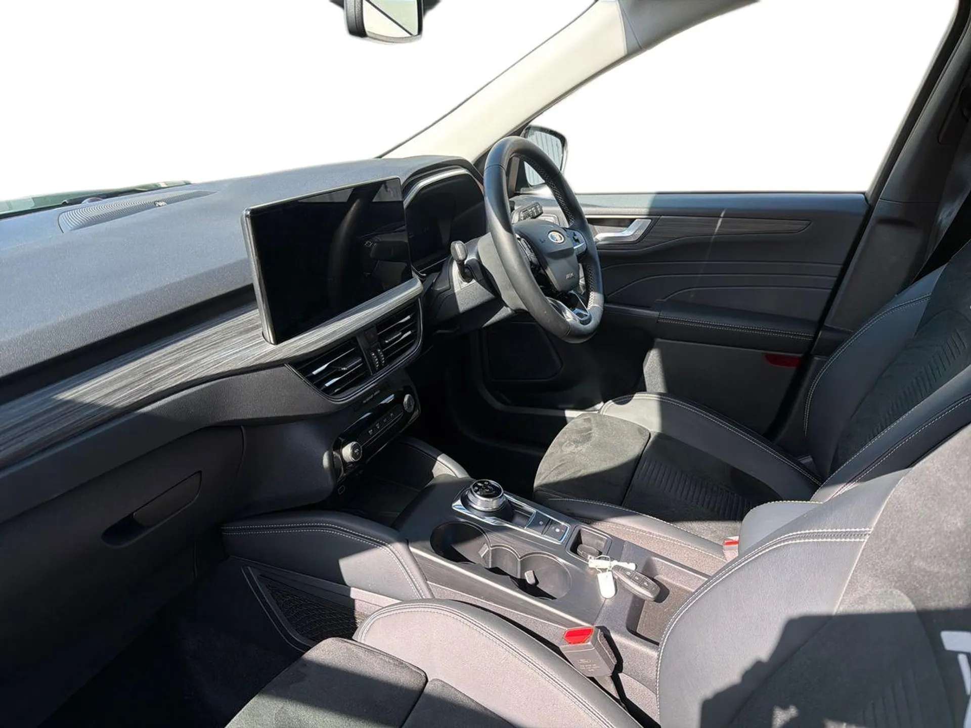 A 2024 FORD KUGA 2.5 FHEV Active 5dr CVT A 2024 FORD KUGA 2.5 FHEV Active 5dr CVT