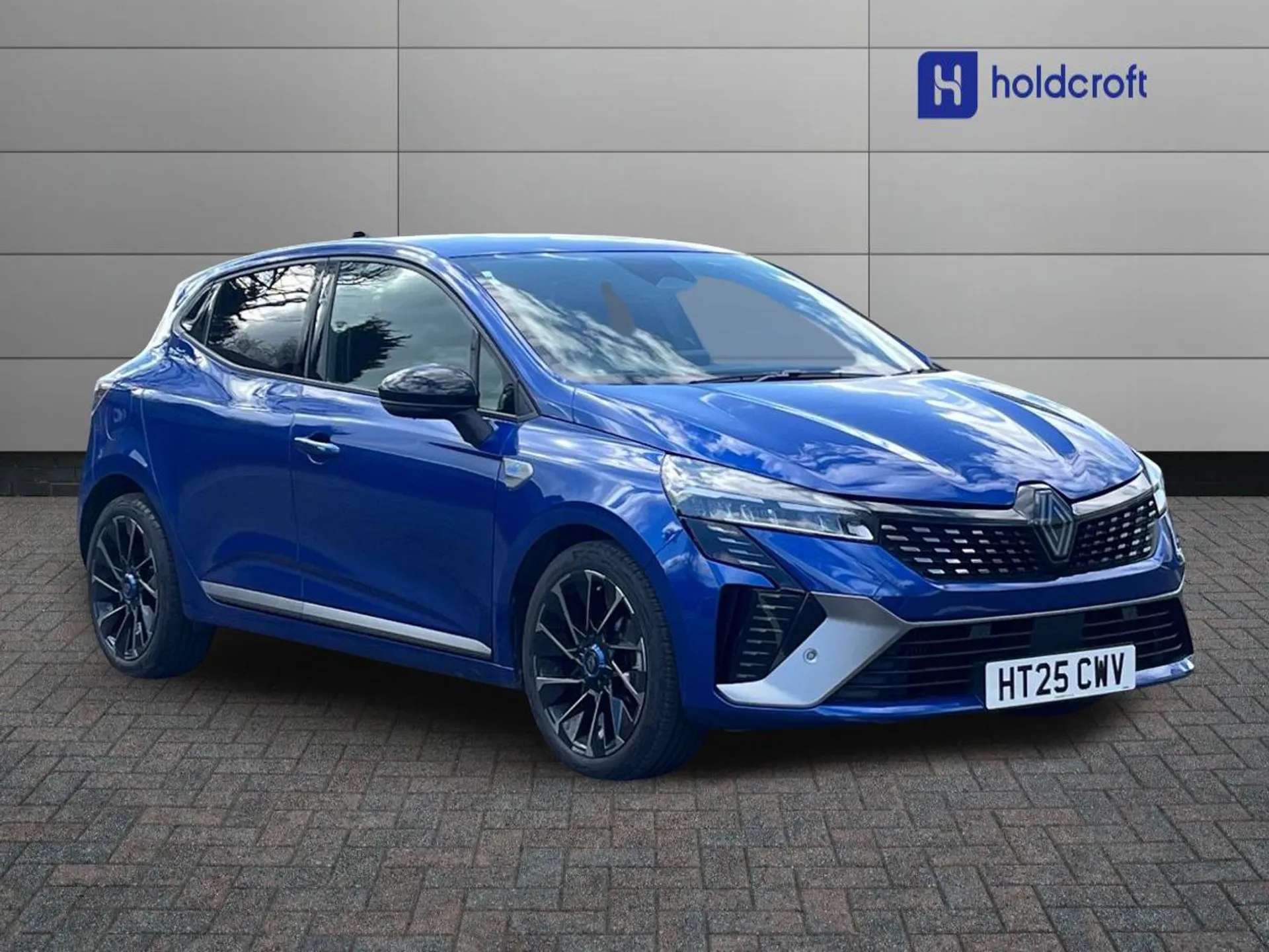 A 2025 RENAULT CLIO 1.0 TCe 90 Esprit Alpine 5dr A 2025 RENAULT CLIO 1.0 TCe 90 Esprit Alpine 5dr