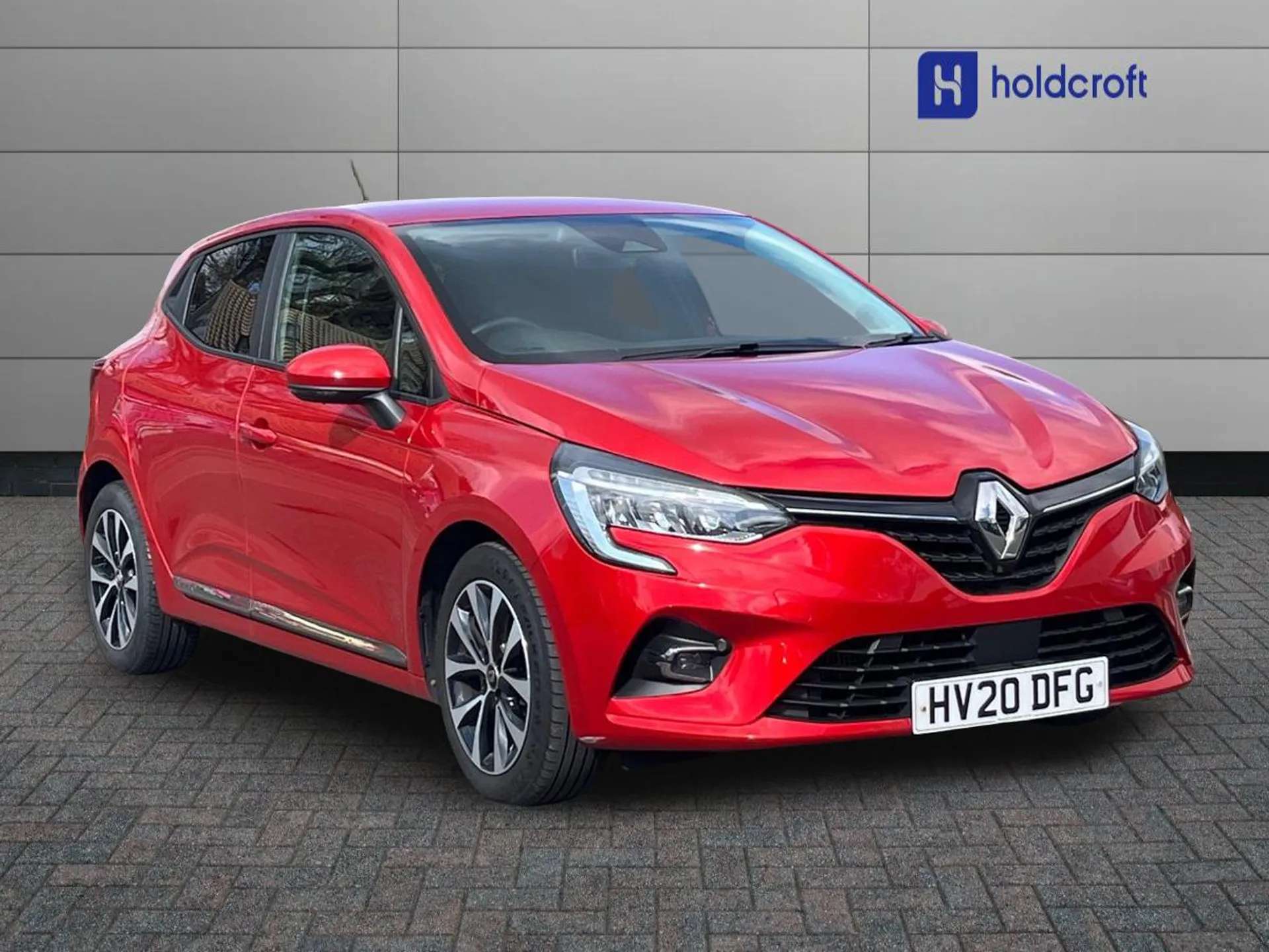 A 2020 RENAULT CLIO 1.0 TCe 100 Iconic 5dr A 2020 RENAULT CLIO 1.0 TCe 100 Iconic 5dr