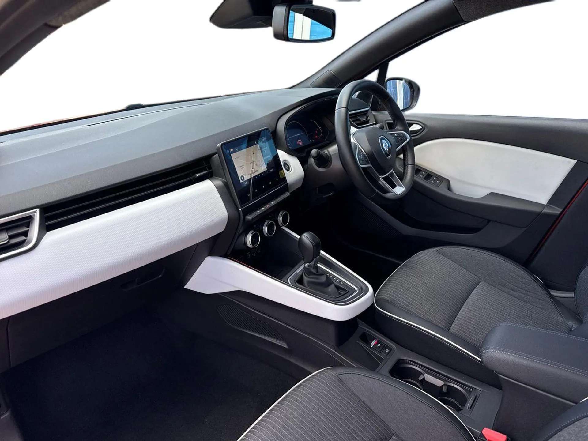 A 2023 RENAULT CLIO 1.6 E-TECH full hybrid 145 Techno 5dr Auto A 2023 RENAULT CLIO 1.6 E-TECH full hybrid 145 Techno 5dr Auto