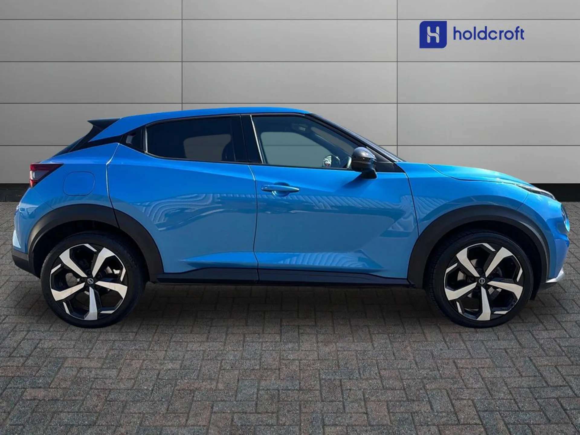 A 2022 NISSAN JUKE 1.0 DiG-T 114 Tekna 5dr A 2022 NISSAN JUKE 1.0 DiG-T 114 Tekna 5dr