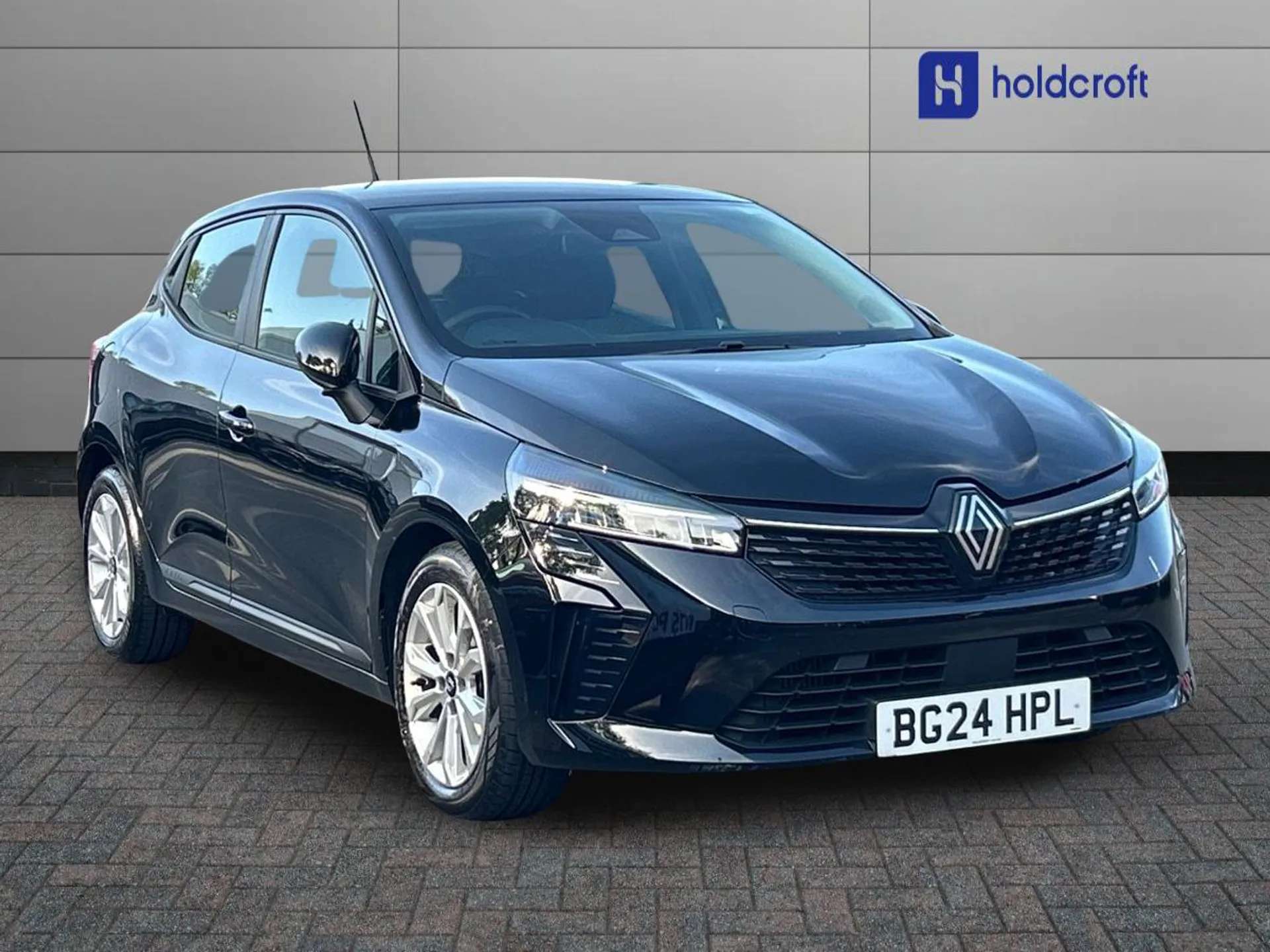 A 2024 RENAULT CLIO 1.0 TCe 90 Evolution 5dr A 2024 RENAULT CLIO 1.0 TCe 90 Evolution 5dr