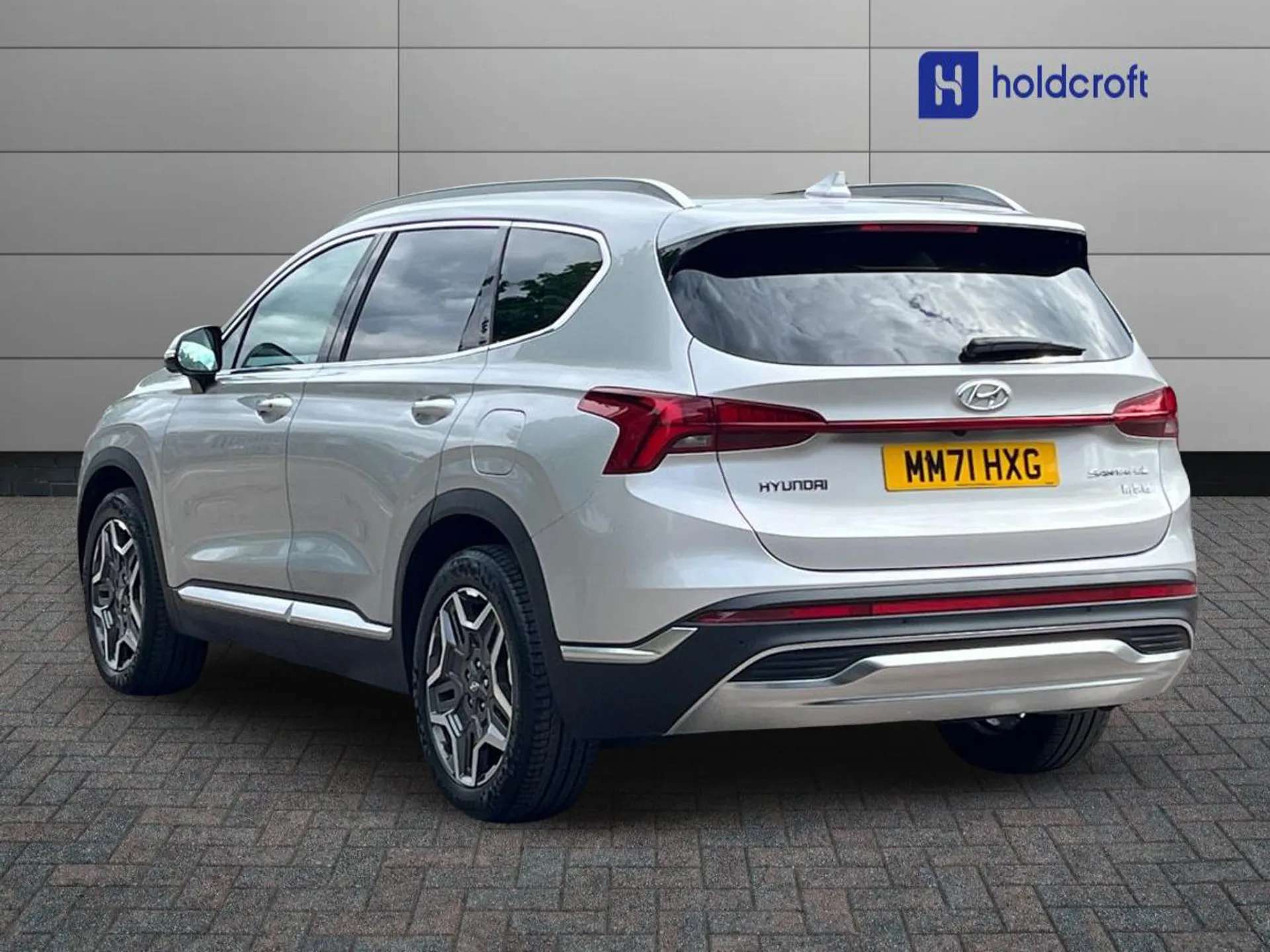 A 2022 HYUNDAI SANTA FE 1.6 TGDi Hybrid Ultimate 5dr 4WD Auto - ZERO DEPOSIT FINANCE AND CASHBACK AVAILABLE A 2022 HYUNDAI SANTA FE 1.6 TGDi Hybrid Ultimate 5dr 4WD Auto - ZERO DEPOSIT FINANCE AND CASHBACK AVAILABLE