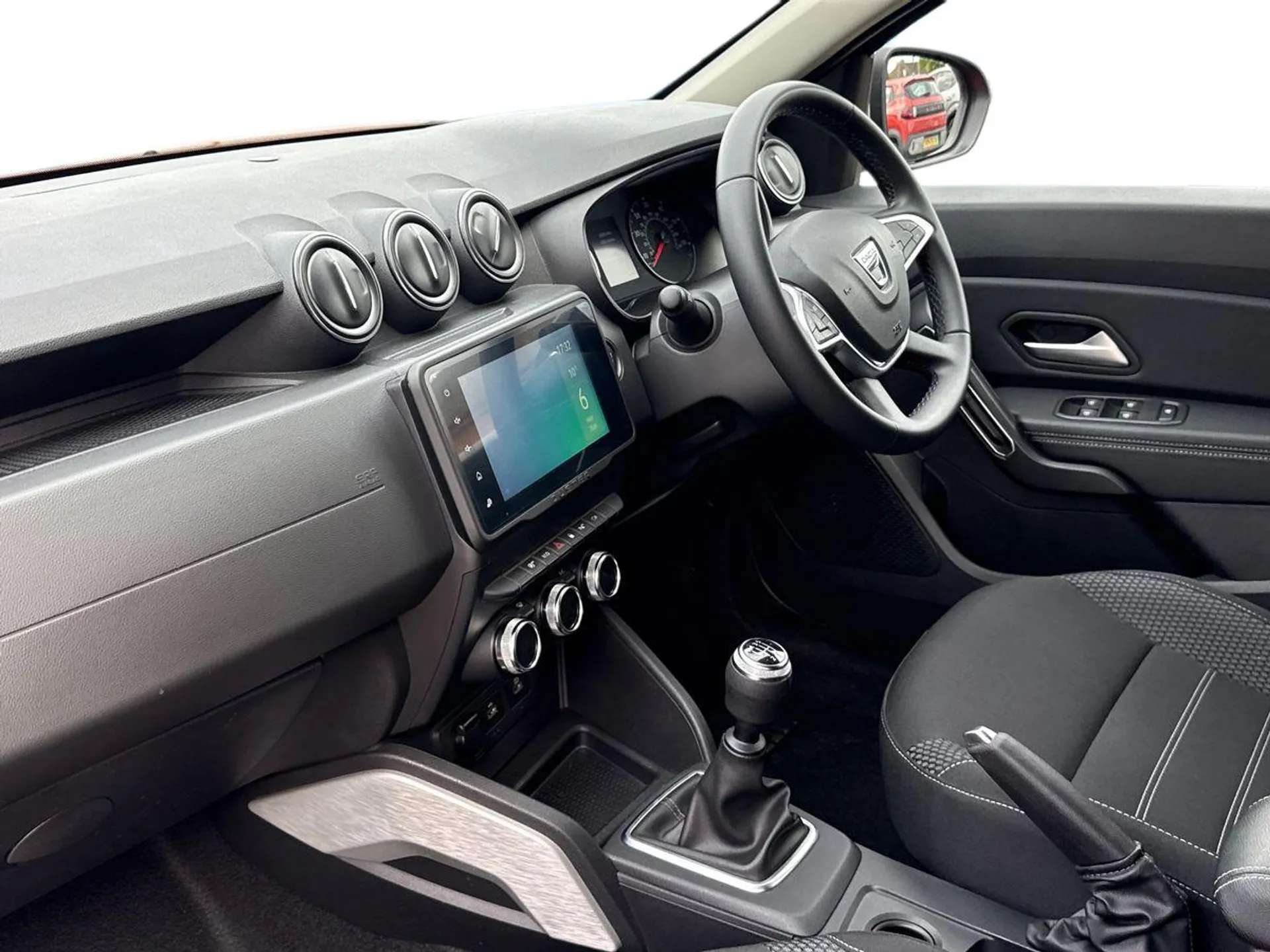 A 2022 DACIA DUSTER 1.0 TCe 100 Bi-Fuel Prestige 5dr A 2022 DACIA DUSTER 1.0 TCe 100 Bi-Fuel Prestige 5dr
