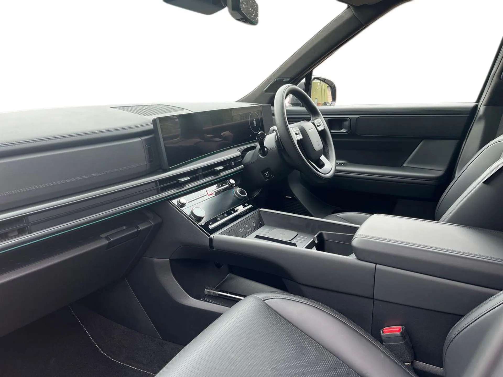 A 2025 HYUNDAI SANTA FE 1.6 TGDi Plug-in Hybrid Calligraphy 5dr 4WD Auto - ZERO DEPOSIT FINANCE AND CASHBACK AVAILABLE A 2025 HYUNDAI SANTA FE 1.6 TGDi Plug-in Hybrid Calligraphy 5dr 4WD Auto - ZERO DEPOSIT FINANCE AND CASHBACK AVAILABLE