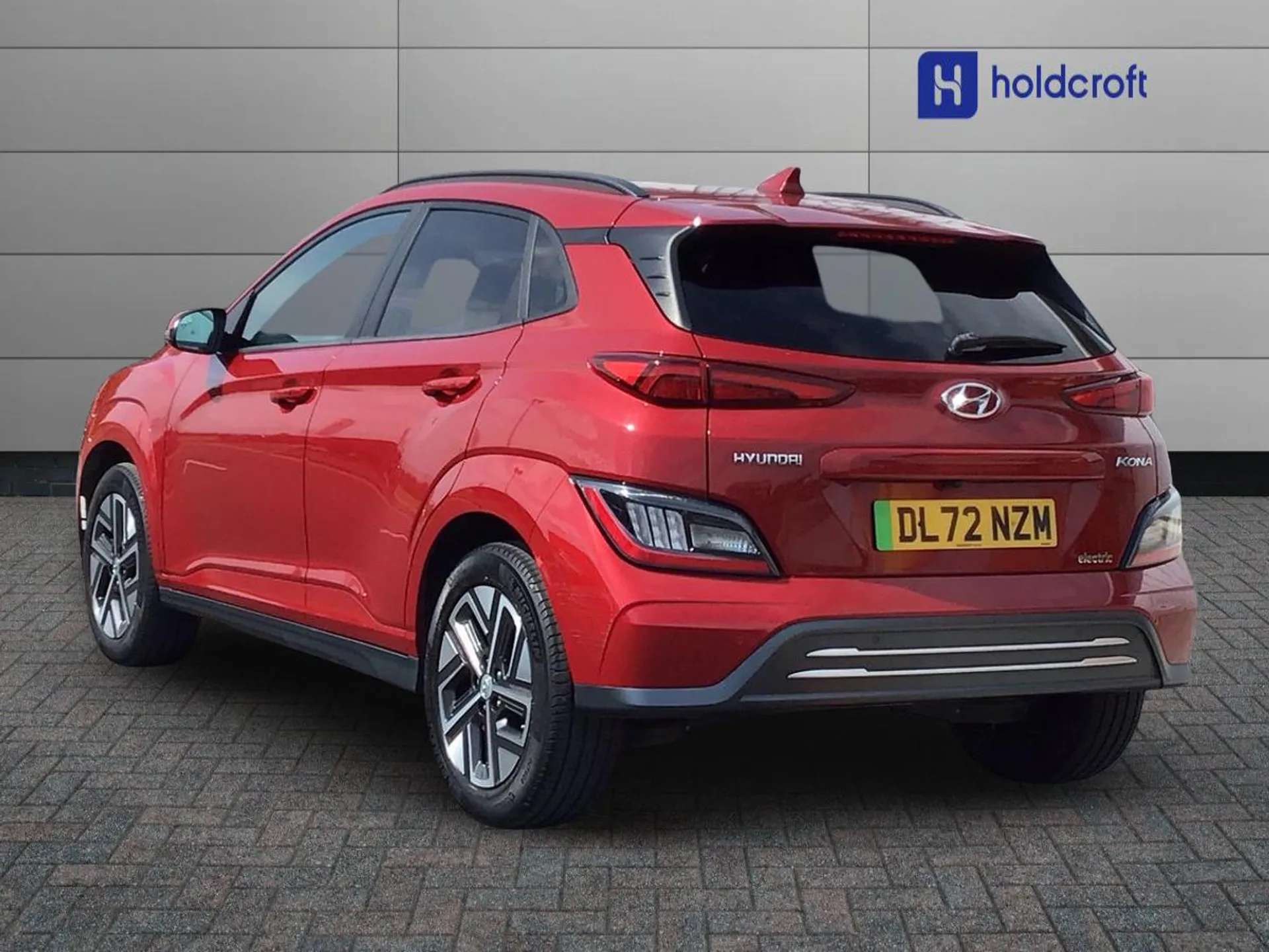 A 2023 HYUNDAI KONA 100kW Premium 39kWh 5dr Auto - ZERO DEPOSIT FINANCE & CASHBACK AVAILABLE A 2023 HYUNDAI KONA 100kW Premium 39kWh 5dr Auto - ZERO DEPOSIT FINANCE & CASHBACK AVAILABLE