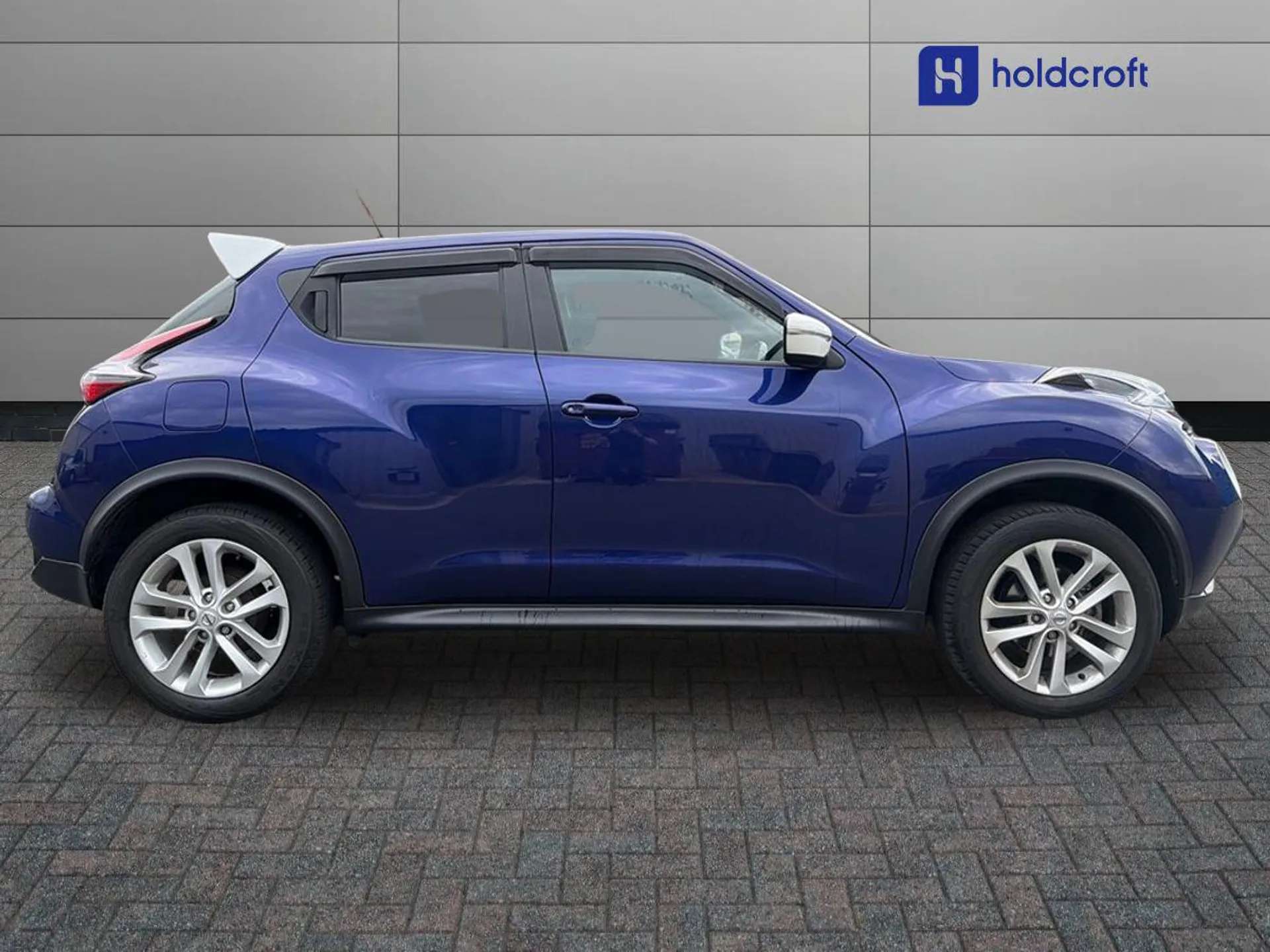 A 2018 NISSAN JUKE 1.6 N-Connecta 5dr Xtronic A 2018 NISSAN JUKE 1.6 N-Connecta 5dr Xtronic