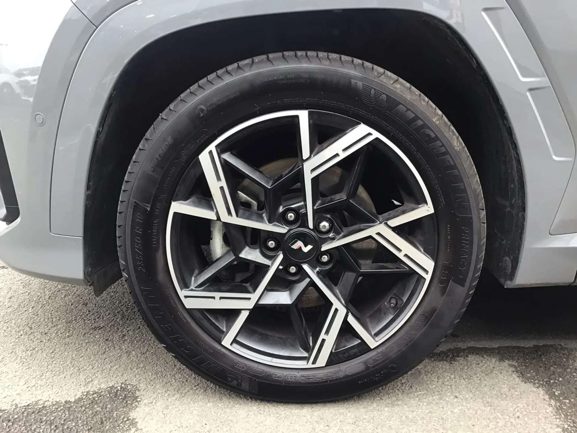 A 2025 HYUNDAI TUCSON 1.6T N Line S 5dr - ZERO DEPOSIT FINANCE & CASHBACK AVAILABLE A 2025 HYUNDAI TUCSON 1.6T N Line S 5dr - ZERO DEPOSIT FINANCE & CASHBACK AVAILABLE