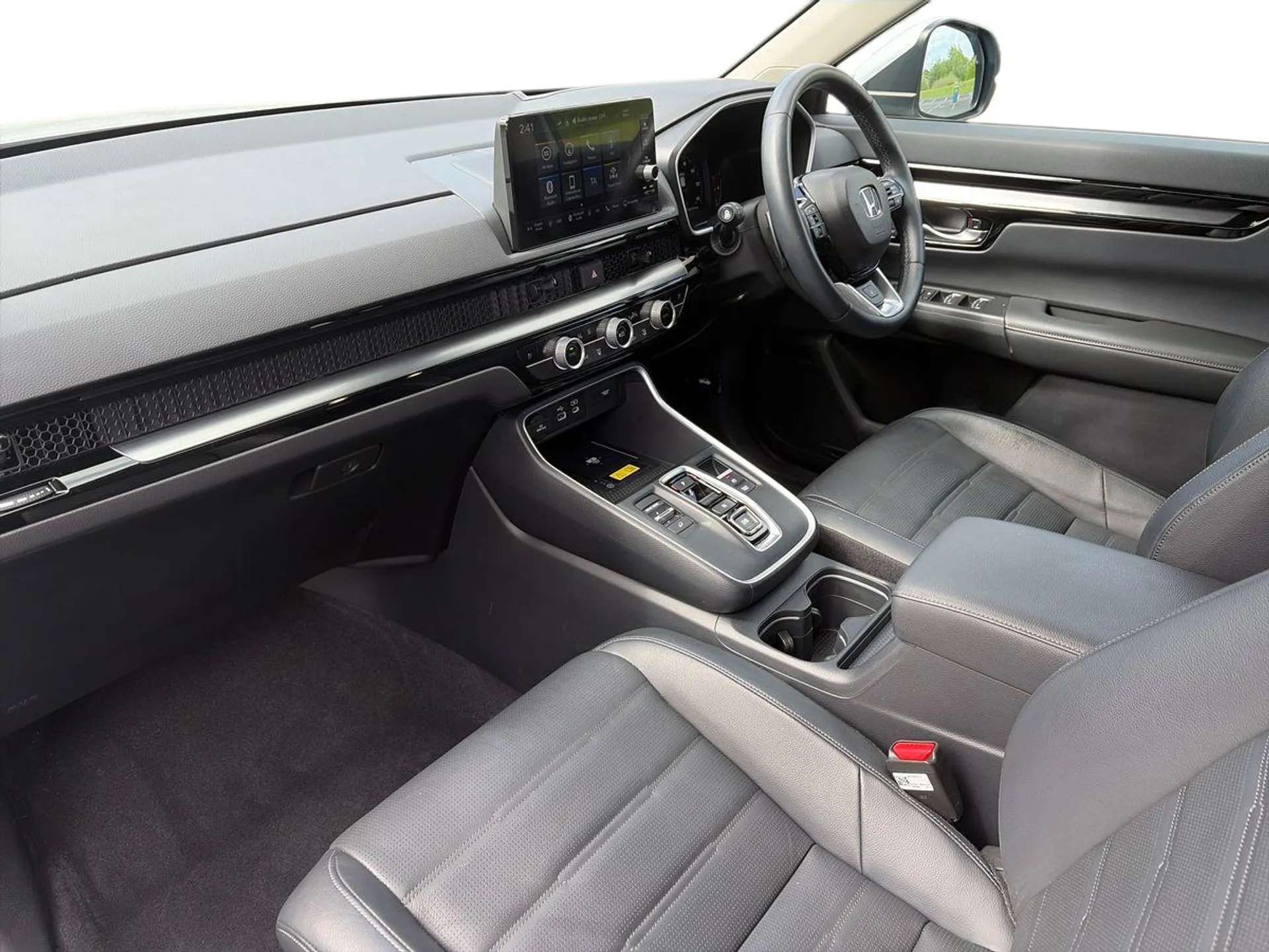 A 2024 HONDA CR-V 2.0 eHEV Advance 5dr eCVT A 2024 HONDA CR-V 2.0 eHEV Advance 5dr eCVT