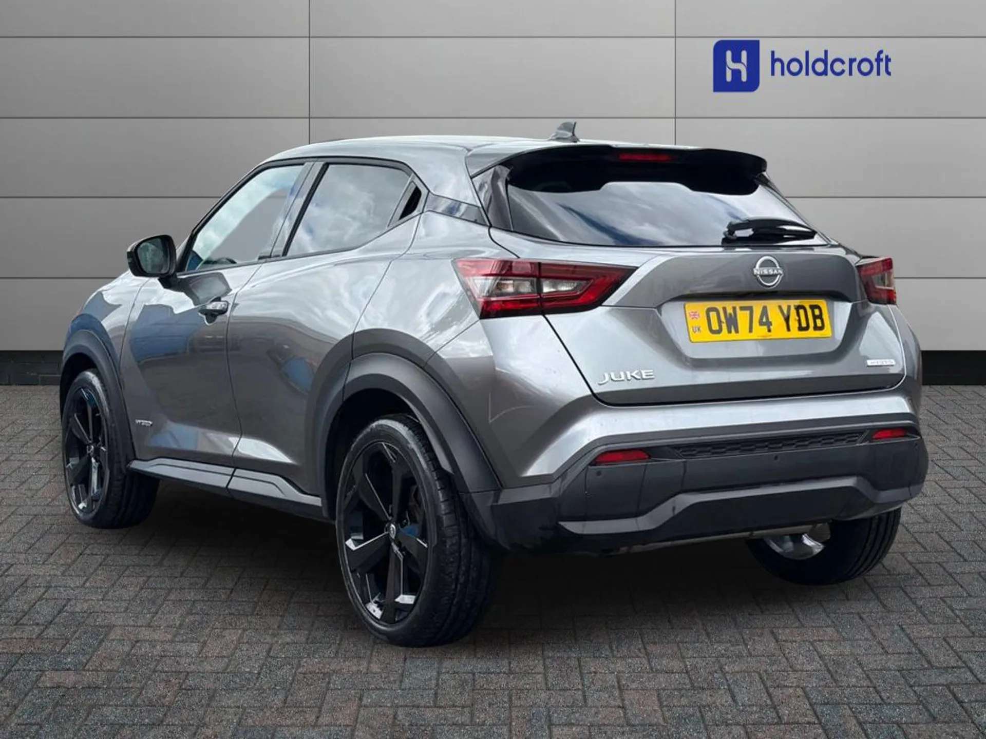 A 2025 NISSAN JUKE 1.6 Hybrid Tekna 5dr Auto A 2025 NISSAN JUKE 1.6 Hybrid Tekna 5dr Auto