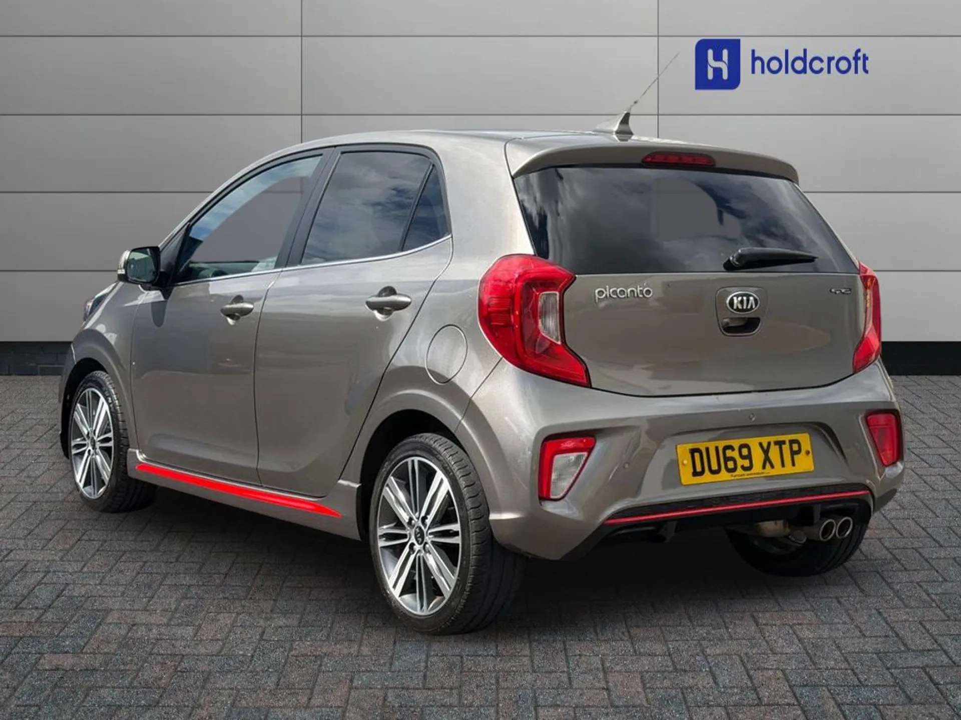 A 2019 KIA PICANTO 1.25 GT-line 5dr A 2019 KIA PICANTO 1.25 GT-line 5dr