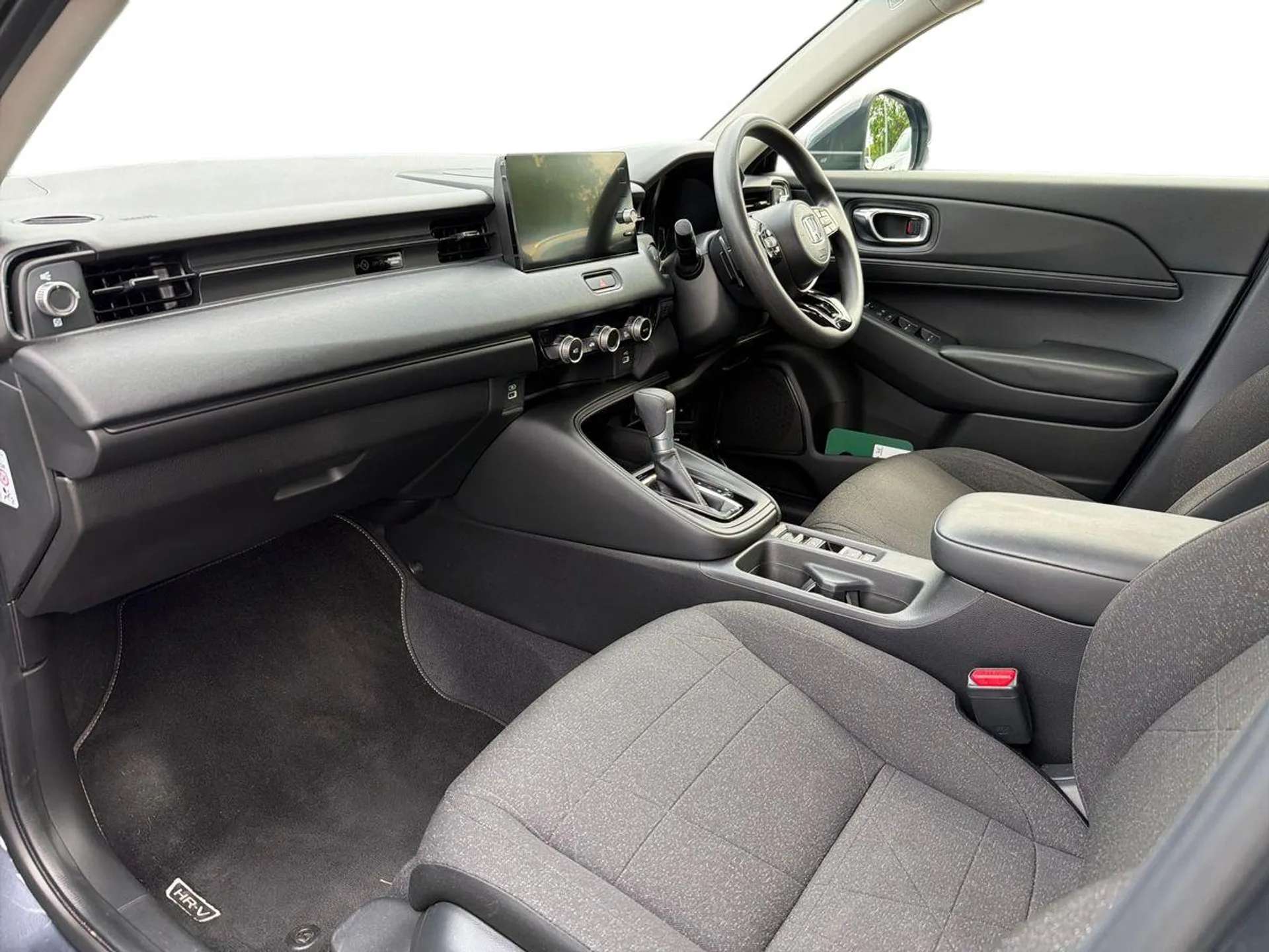 A 2023 HONDA HR-V 1.5 eHEV Elegance 5dr CVT A 2023 HONDA HR-V 1.5 eHEV Elegance 5dr CVT