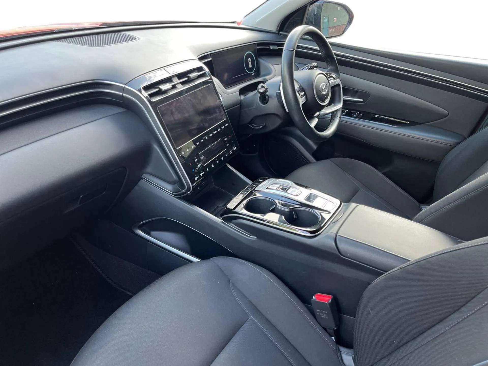 A 2024 HYUNDAI TUCSON 1.6 TGDi Plug-in Hybrid Premium 5dr 4WD Auto - ZERO DEPOSIT FINANCE AND CASHBACK AVAILABLE A 2024 HYUNDAI TUCSON 1.6 TGDi Plug-in Hybrid Premium 5dr 4WD Auto - ZERO DEPOSIT FINANCE AND CASHBACK AVAILABLE