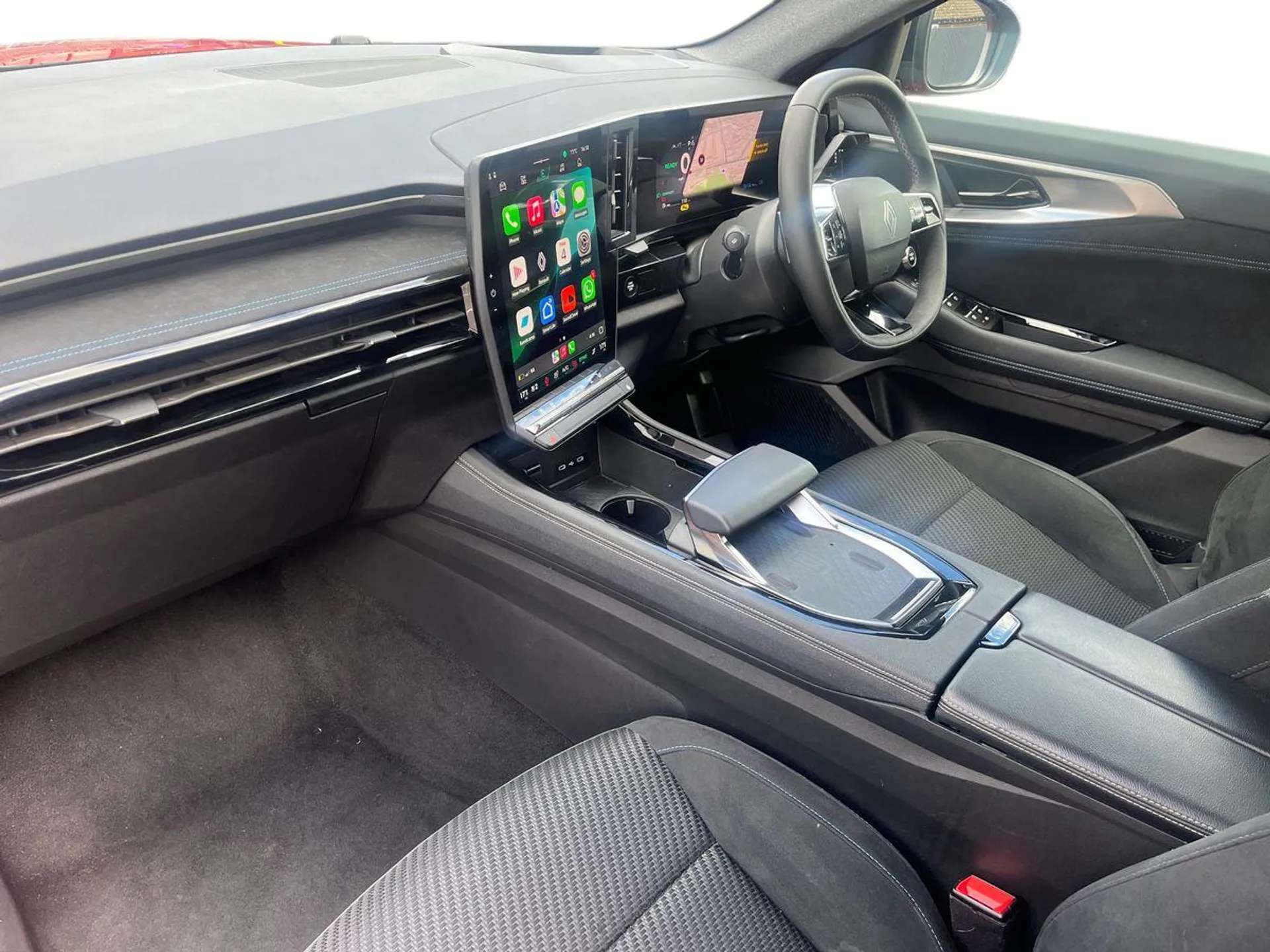 A 2025 RENAULT AUSTRAL E-Tech FHEV Techno Esprit Alpine 5dr Auto A 2025 RENAULT AUSTRAL E-Tech FHEV Techno Esprit Alpine 5dr Auto