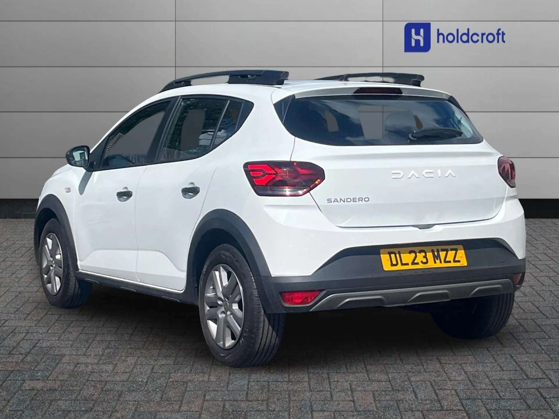 A 2023 DACIA SANDERO STEPWAY 1.0 TCe Essential 5dr A 2023 DACIA SANDERO STEPWAY 1.0 TCe Essential 5dr