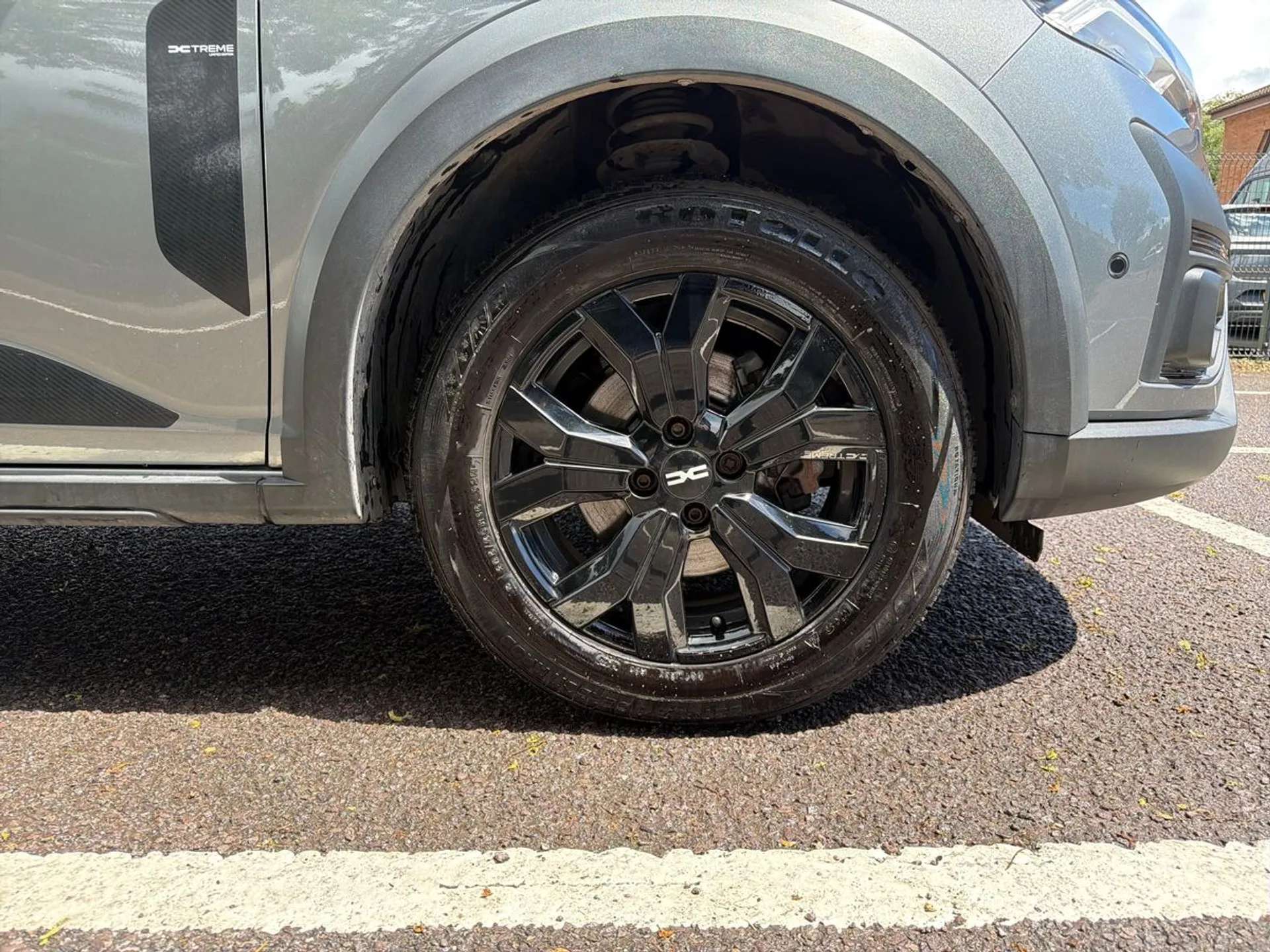 A 2023 DACIA JOGGER 1.6 HEV Extreme SE 5dr Auto A 2023 DACIA JOGGER 1.6 HEV Extreme SE 5dr Auto