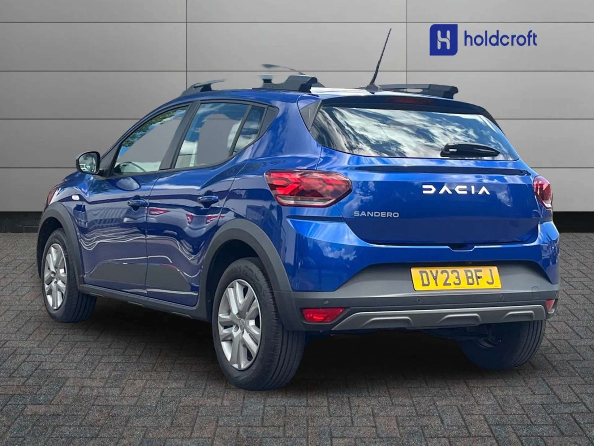 A 2023 DACIA SANDERO STEPWAY 1.0 TCe Expression 5dr A 2023 DACIA SANDERO STEPWAY 1.0 TCe Expression 5dr