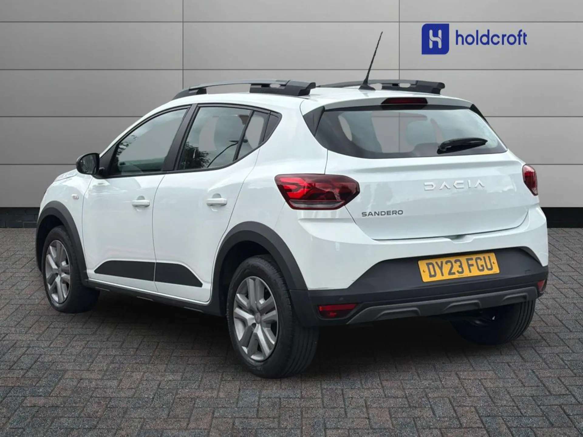 A 2023 DACIA SANDERO STEPWAY 1.0 TCe Expression 5dr A 2023 DACIA SANDERO STEPWAY 1.0 TCe Expression 5dr