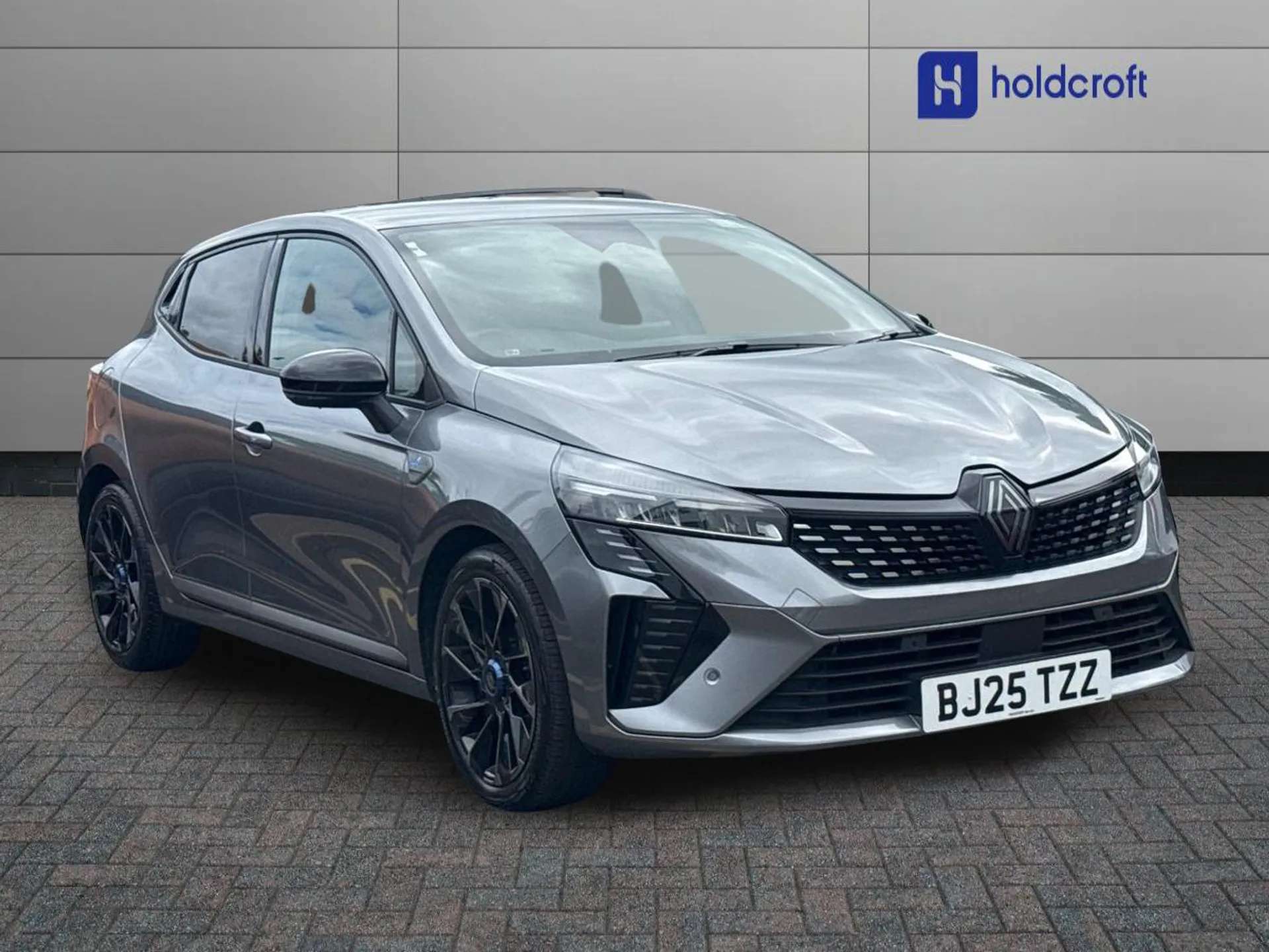 A 2025 RENAULT CLIO 1.6 E-TECH full hybrid 145 Esprit Alpine 5dr Auto A 2025 RENAULT CLIO 1.6 E-TECH full hybrid 145 Esprit Alpine 5dr Auto