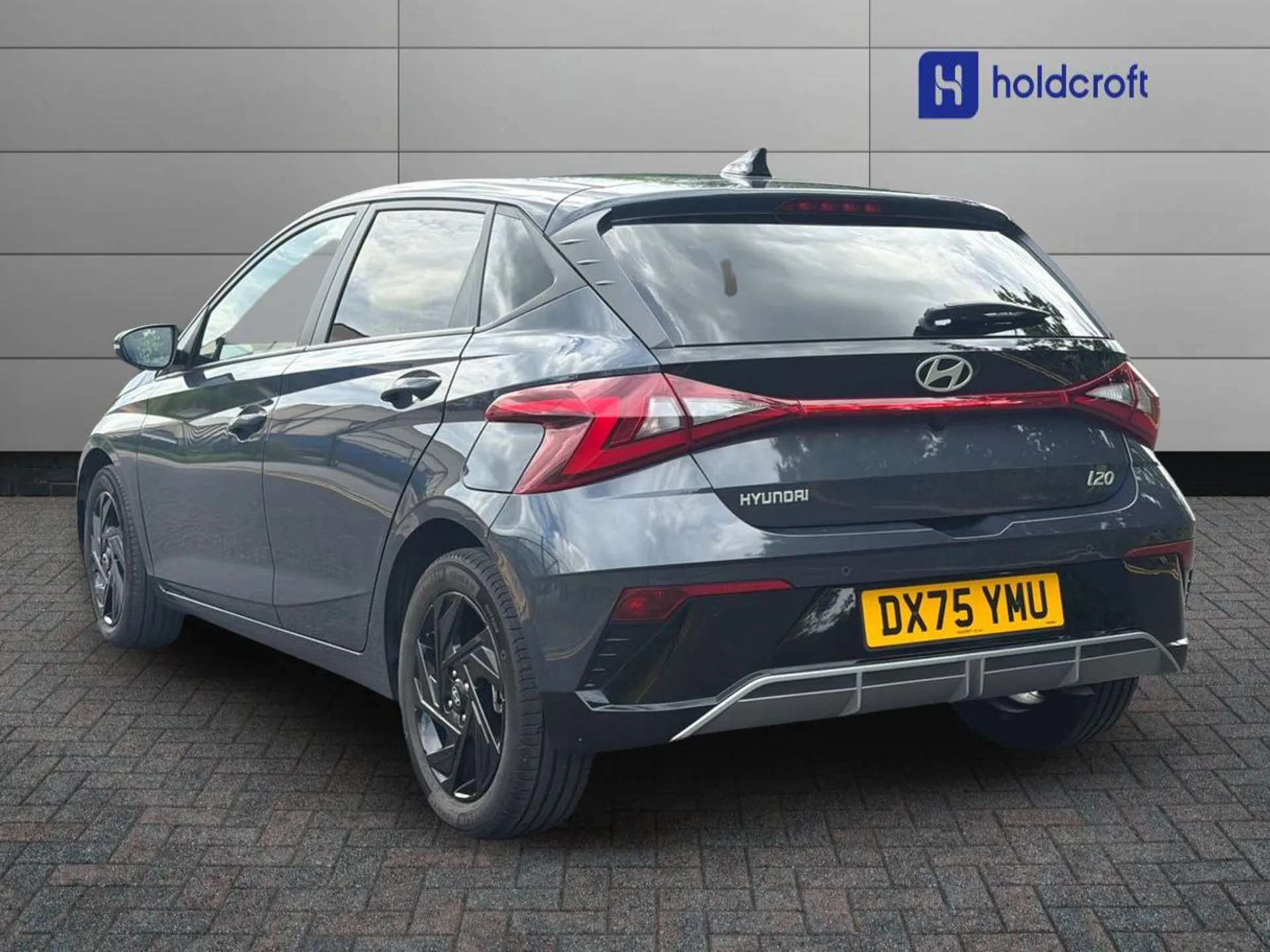 A 2025 HYUNDAI I20 1.0T GDi 90 Black Line 5dr DCT - ZERO DEPOSIT FINANCE & CASHBACK AVAILABLE A 2025 HYUNDAI I20 1.0T GDi 90 Black Line 5dr DCT - ZERO DEPOSIT FINANCE & CASHBACK AVAILABLE