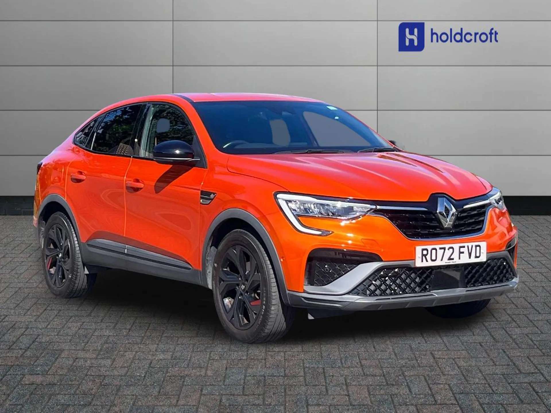 A 2022 RENAULT ARKANA 1.6 E-TECH Hybrid 145 R.S. Line 5dr Auto A 2022 RENAULT ARKANA 1.6 E-TECH Hybrid 145 R.S. Line 5dr Auto