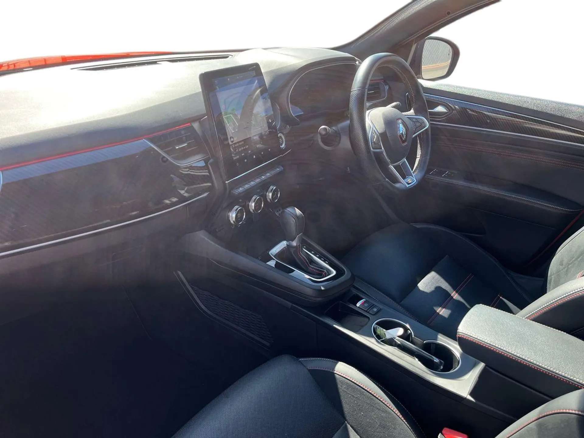 A 2022 RENAULT ARKANA 1.6 E-TECH Hybrid 145 R.S. Line 5dr Auto A 2022 RENAULT ARKANA 1.6 E-TECH Hybrid 145 R.S. Line 5dr Auto