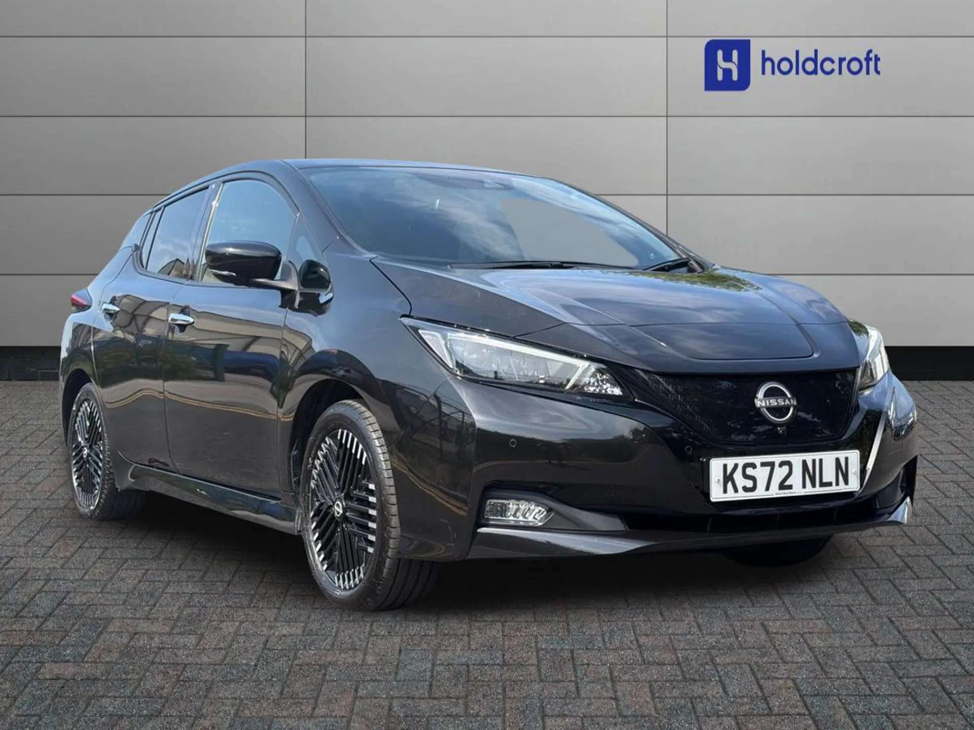 A 2022 NISSAN LEAF 110kW Tekna 39kWh 5dr Auto A 2022 NISSAN LEAF 110kW Tekna 39kWh 5dr Auto