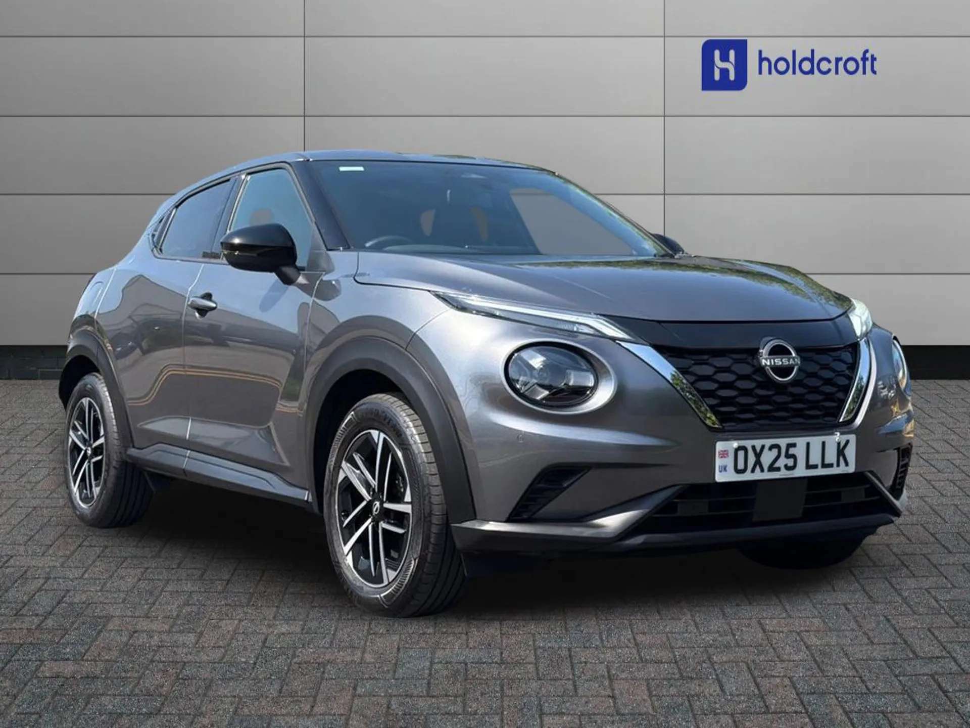 A 2025 NISSAN JUKE 1.6 Hybrid N-Connecta 5dr Auto A 2025 NISSAN JUKE 1.6 Hybrid N-Connecta 5dr Auto