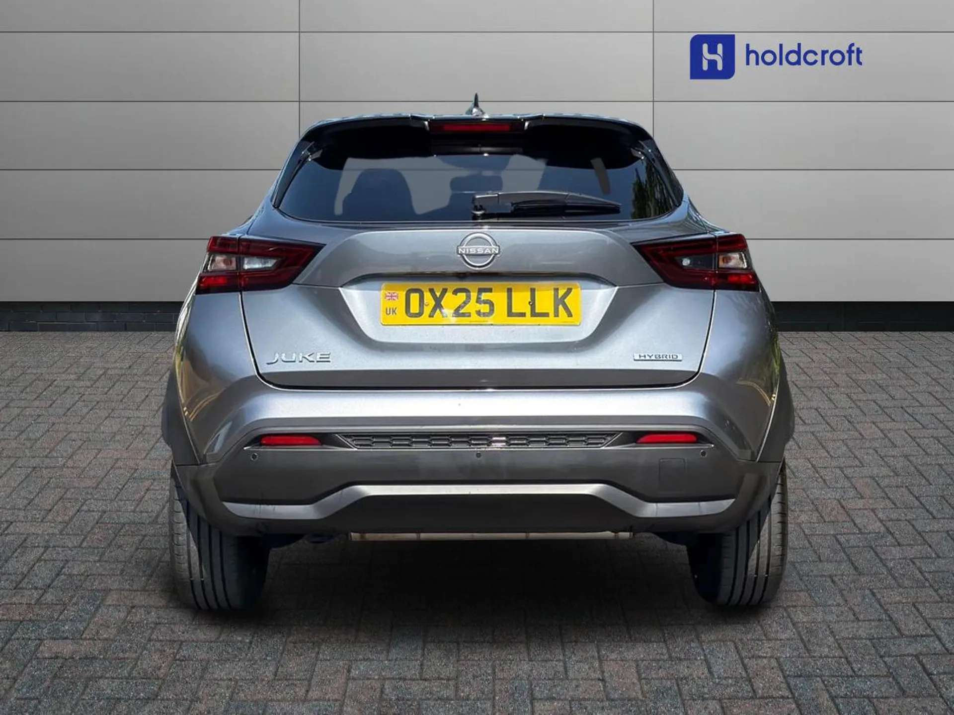 A 2025 NISSAN JUKE 1.6 Hybrid N-Connecta 5dr Auto A 2025 NISSAN JUKE 1.6 Hybrid N-Connecta 5dr Auto