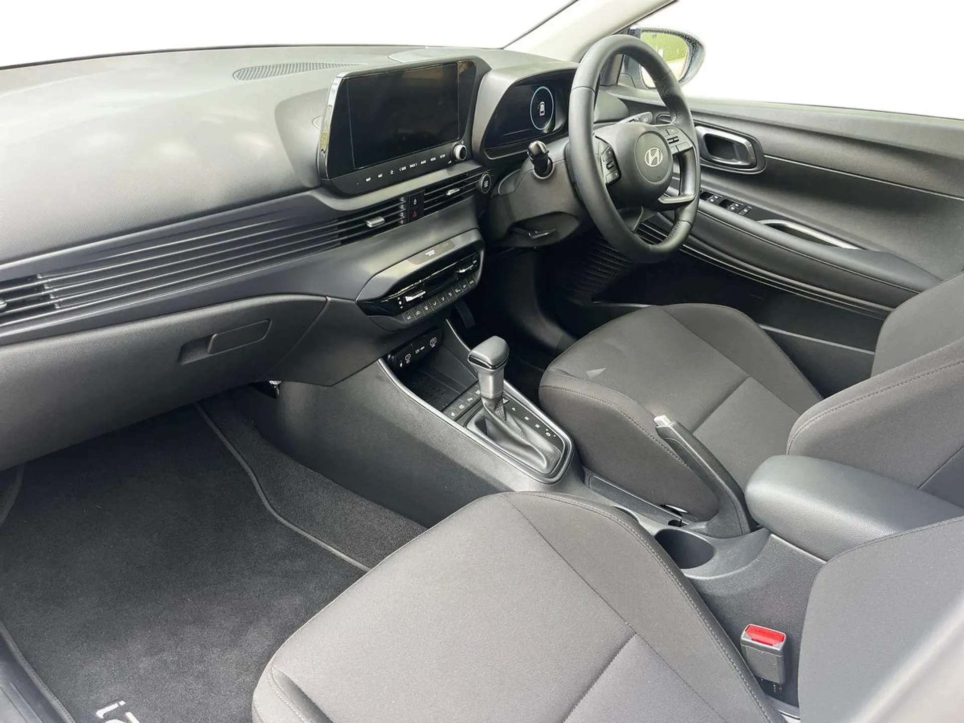 A 2025 HYUNDAI I20 1.0T GDi 90 Tech Line 5dr DCT - ZERO DEPOSIT FINANCE AND CASHBACK AVAILABLE A 2025 HYUNDAI I20 1.0T GDi 90 Tech Line 5dr DCT - ZERO DEPOSIT FINANCE AND CASHBACK AVAILABLE