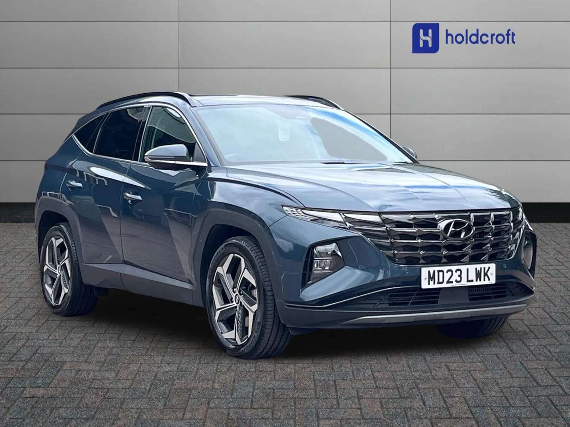 A 2023 HYUNDAI TUCSON 1.6 TGDi Hybrid 230 Ultimate 5dr 2WD Auto - ZERO DEPOSIT FINANCE AND CASHBACK AVAILABLE A 2023 HYUNDAI TUCSON 1.6 TGDi Hybrid 230 Ultimate 5dr 2WD Auto - ZERO DEPOSIT FINANCE AND CASHBACK AVAILABLE