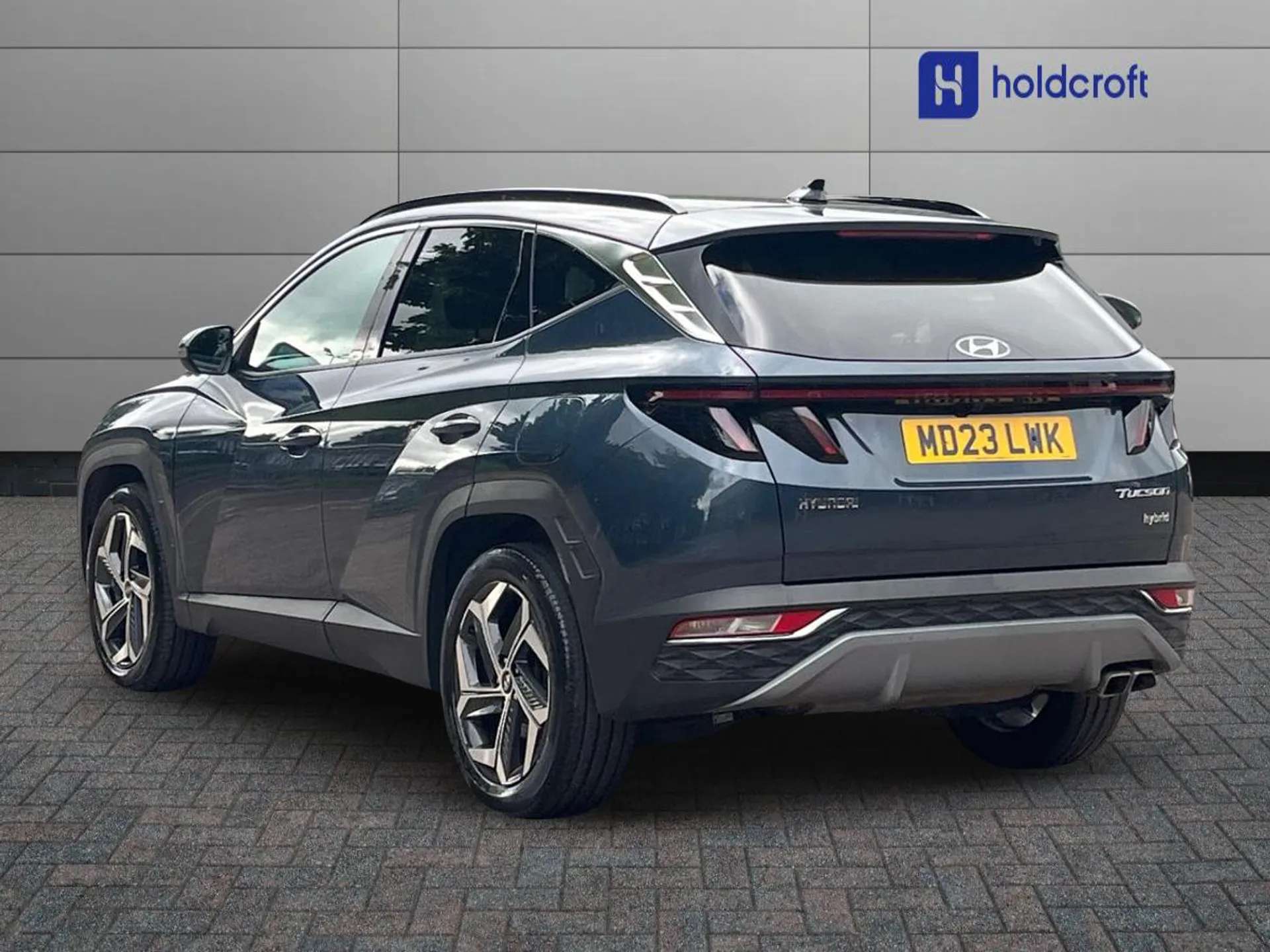 A 2023 HYUNDAI TUCSON 1.6 TGDi Hybrid 230 Ultimate 5dr 2WD Auto - ZERO DEPOSIT FINANCE AND CASHBACK AVAILABLE A 2023 HYUNDAI TUCSON 1.6 TGDi Hybrid 230 Ultimate 5dr 2WD Auto - ZERO DEPOSIT FINANCE AND CASHBACK AVAILABLE