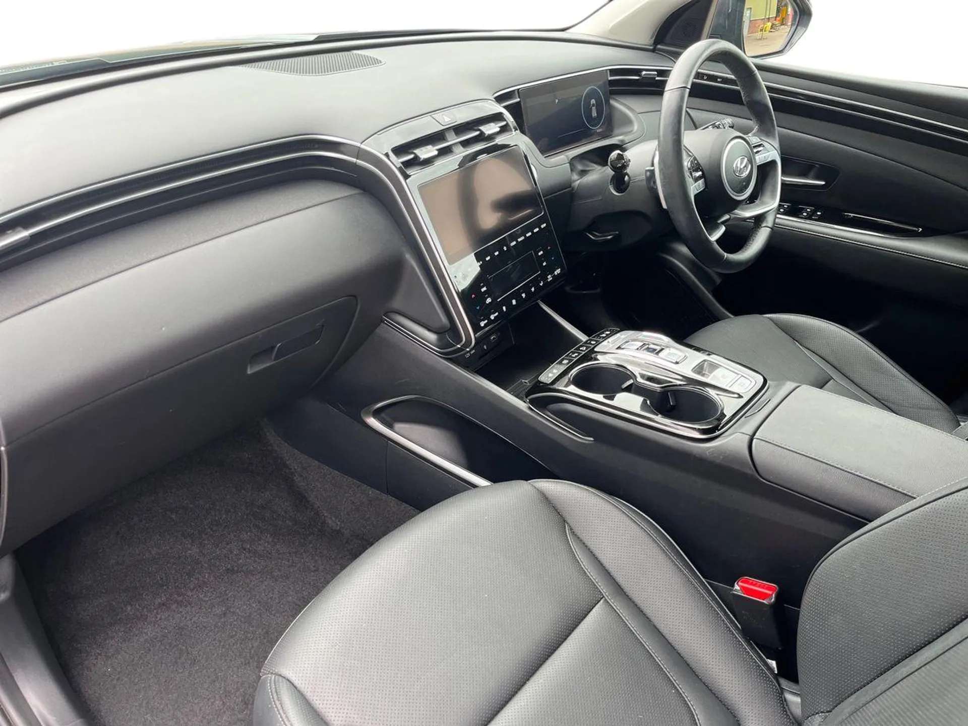 A 2023 HYUNDAI TUCSON 1.6 TGDi Hybrid 230 Ultimate 5dr 2WD Auto - ZERO DEPOSIT FINANCE AND CASHBACK AVAILABLE A 2023 HYUNDAI TUCSON 1.6 TGDi Hybrid 230 Ultimate 5dr 2WD Auto - ZERO DEPOSIT FINANCE AND CASHBACK AVAILABLE