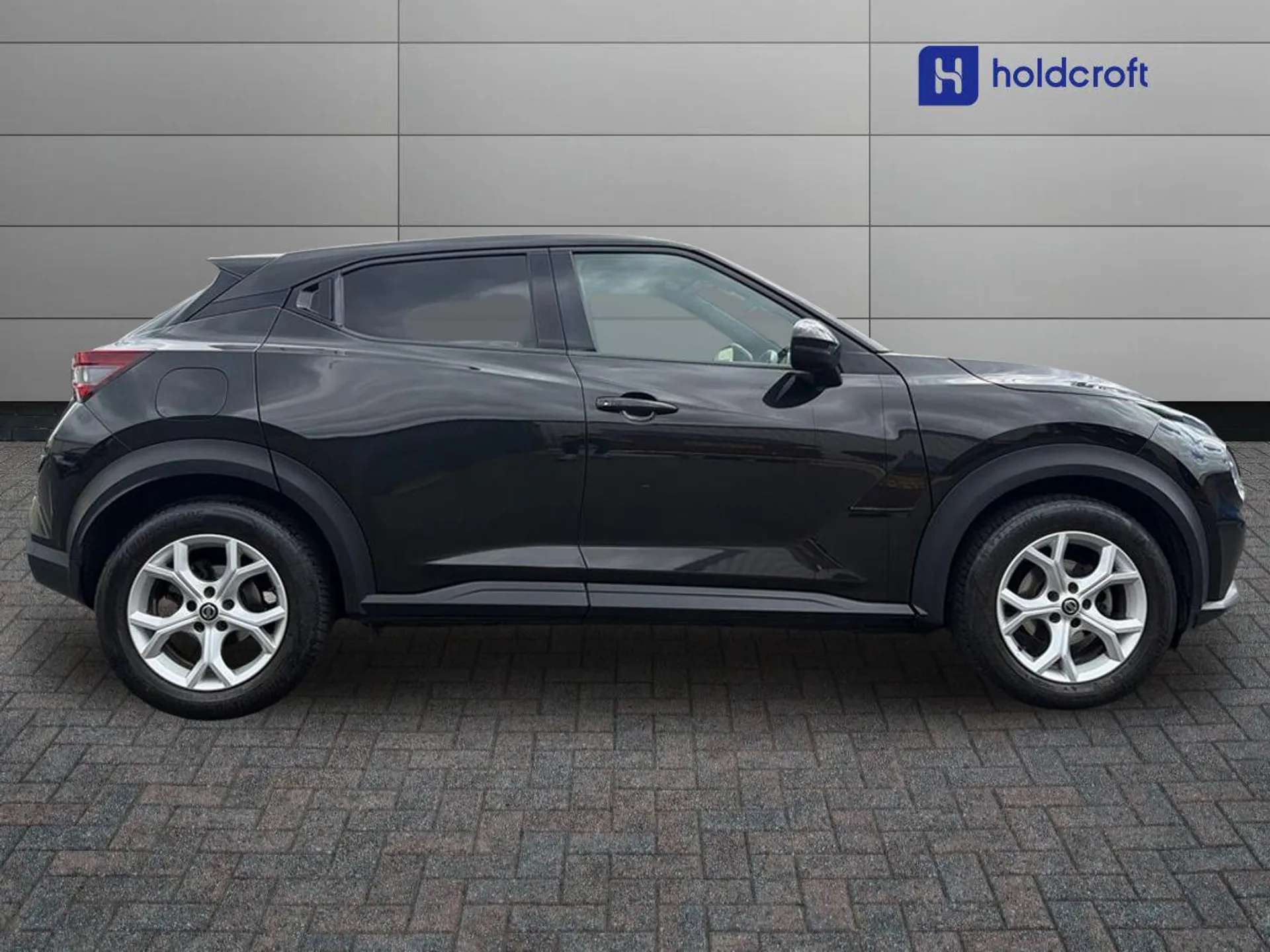A 2021 NISSAN JUKE 1.0 DiG-T 114 N-Connecta 5dr A 2021 NISSAN JUKE 1.0 DiG-T 114 N-Connecta 5dr