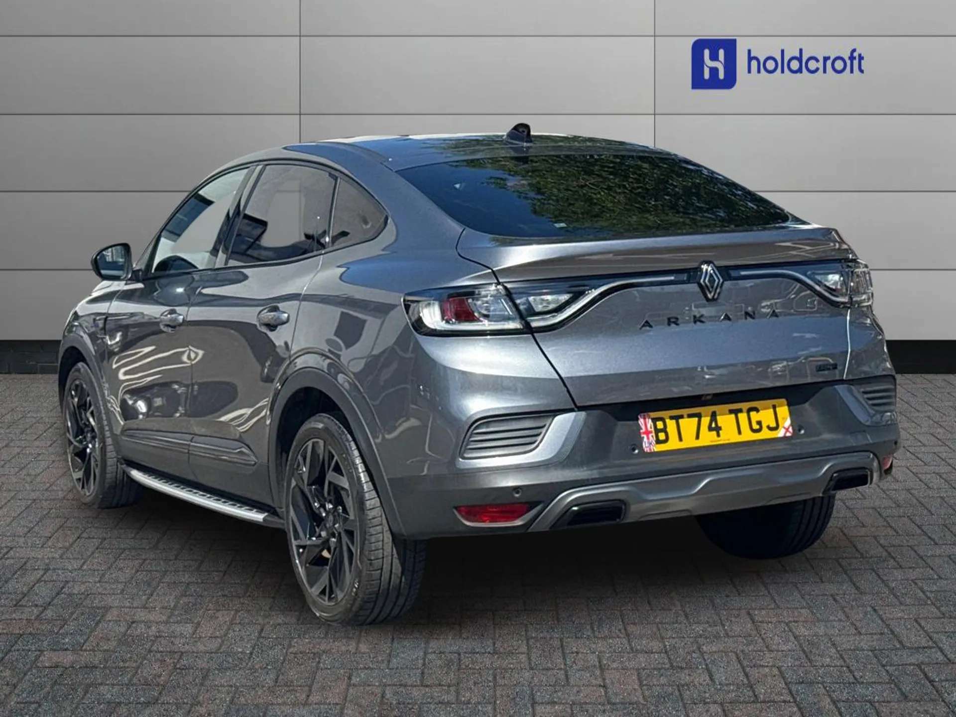 A 2024 RENAULT ARKANA 1.6 E-Tech FHEV 145 Esprit Alpine 5dr Auto A 2024 RENAULT ARKANA 1.6 E-Tech FHEV 145 Esprit Alpine 5dr Auto