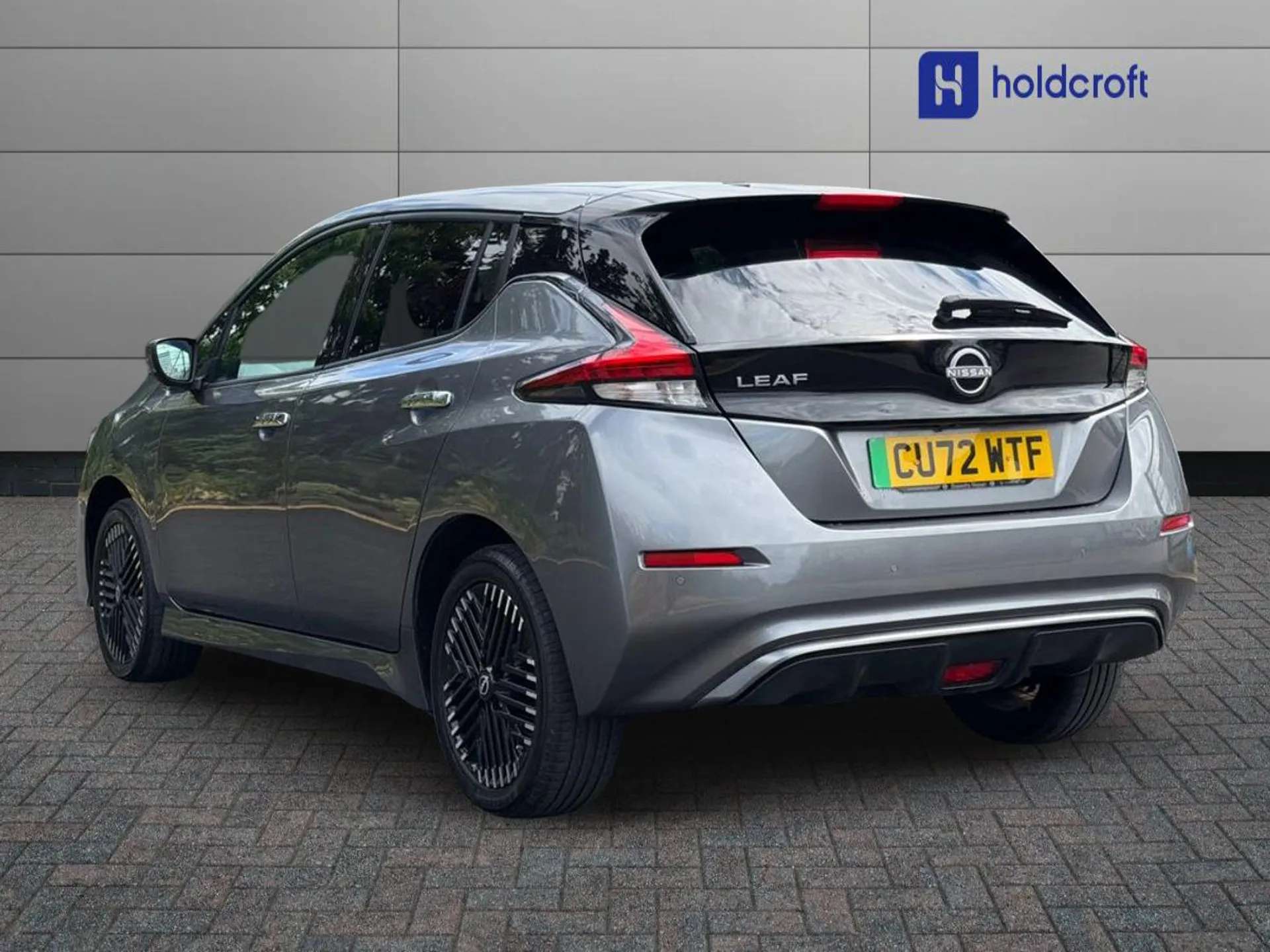 A 2022 NISSAN LEAF 160kW e+ Tekna 59kWh 5dr Auto A 2022 NISSAN LEAF 160kW e+ Tekna 59kWh 5dr Auto