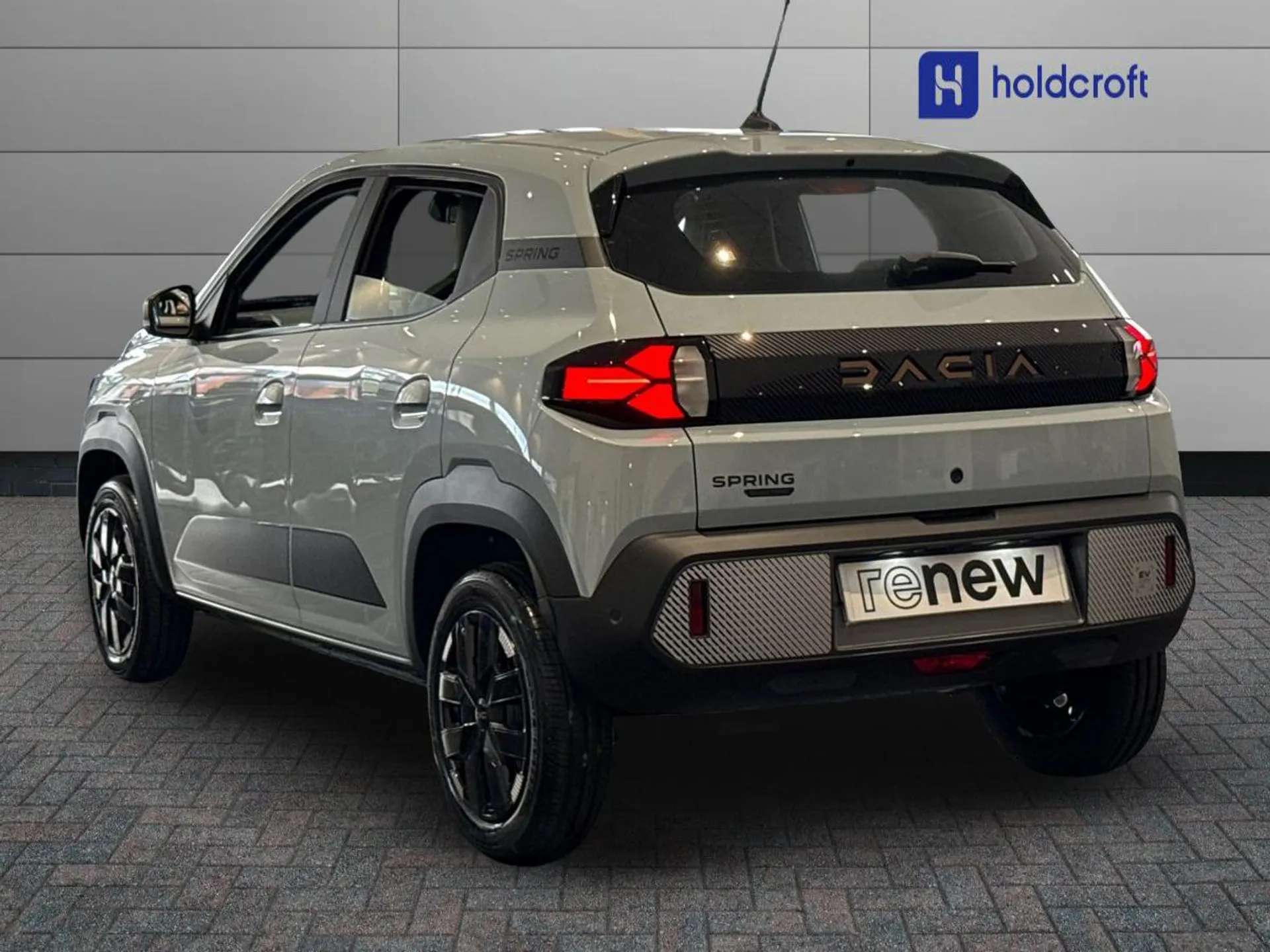 A 2026 DACIA SPRING 24kWh Extreme 100 75kW 5dr Auto A 2026 DACIA SPRING 24kWh Extreme 100 75kW 5dr Auto