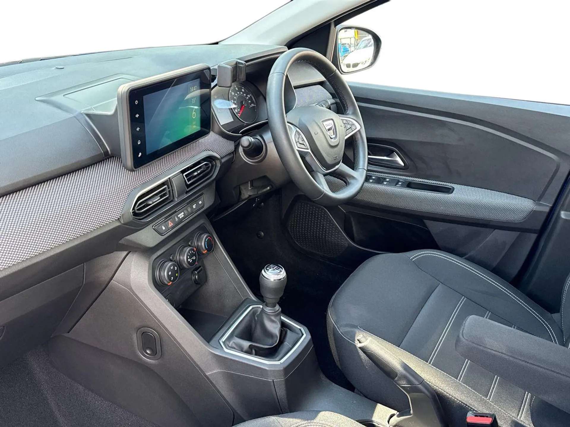 A 2022 DACIA SANDERO 1.0 TCe Bi-Fuel Comfort 5dr A 2022 DACIA SANDERO 1.0 TCe Bi-Fuel Comfort 5dr