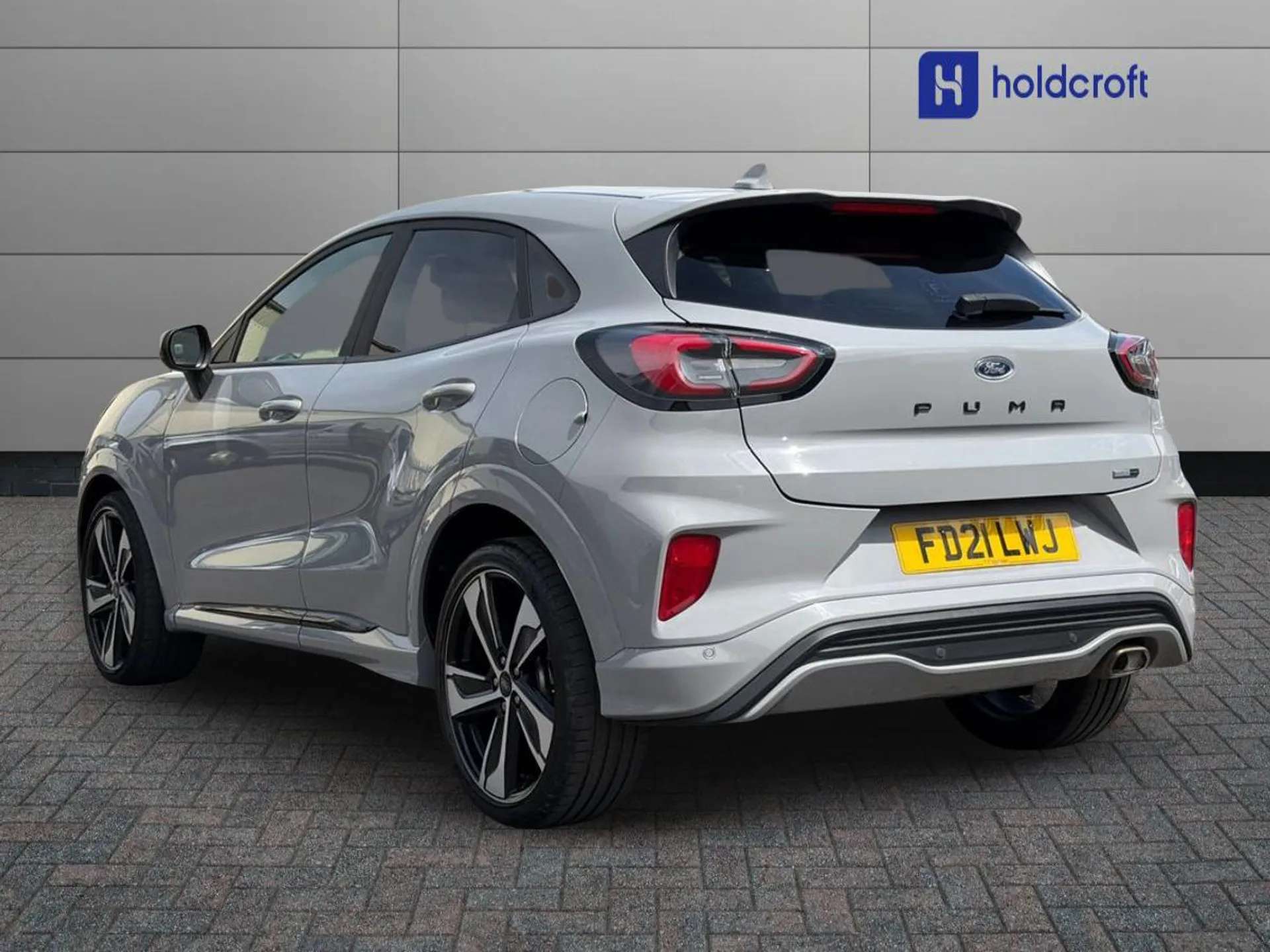 A 2021 FORD PUMA 1.0 EcoBoost Hybrid mHEV 155 ST-Line X 5dr A 2021 FORD PUMA 1.0 EcoBoost Hybrid mHEV 155 ST-Line X 5dr