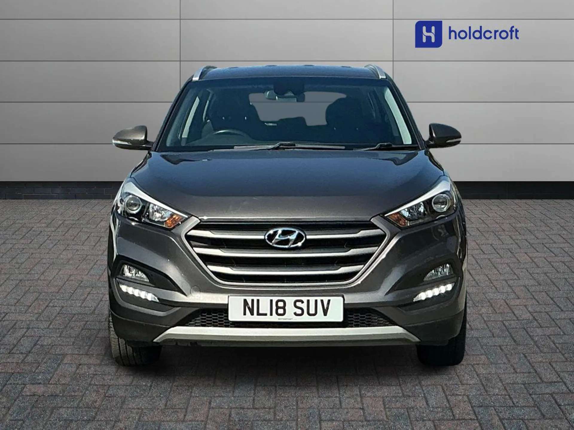 A 2018 HYUNDAI TUCSON 1.6 GDi Blue Drive SE Nav 5dr 2WD - ZERO DEPOSIT FINANCE & CASHBACK AVAILABLE A 2018 HYUNDAI TUCSON 1.6 GDi Blue Drive SE Nav 5dr 2WD - ZERO DEPOSIT FINANCE & CASHBACK AVAILABLE