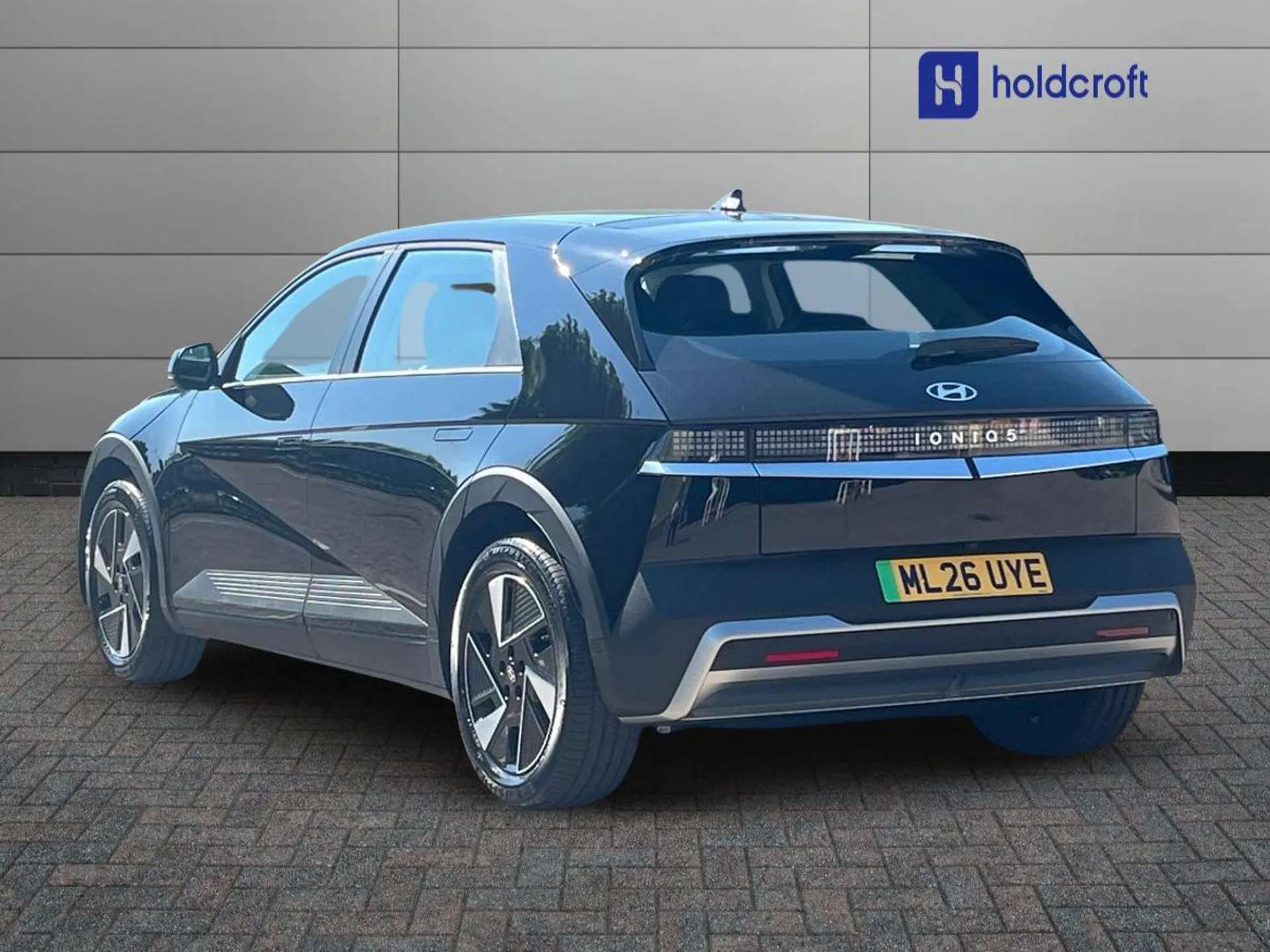 A 2026 HYUNDAI IONIQ 5 168kW Premium 84 kWh 5dr Auto - ZERO DEPOSIT FINANCE AND CASHBACK AVAILABLE A 2026 HYUNDAI IONIQ 5 168kW Premium 84 kWh 5dr Auto - ZERO DEPOSIT FINANCE AND CASHBACK AVAILABLE