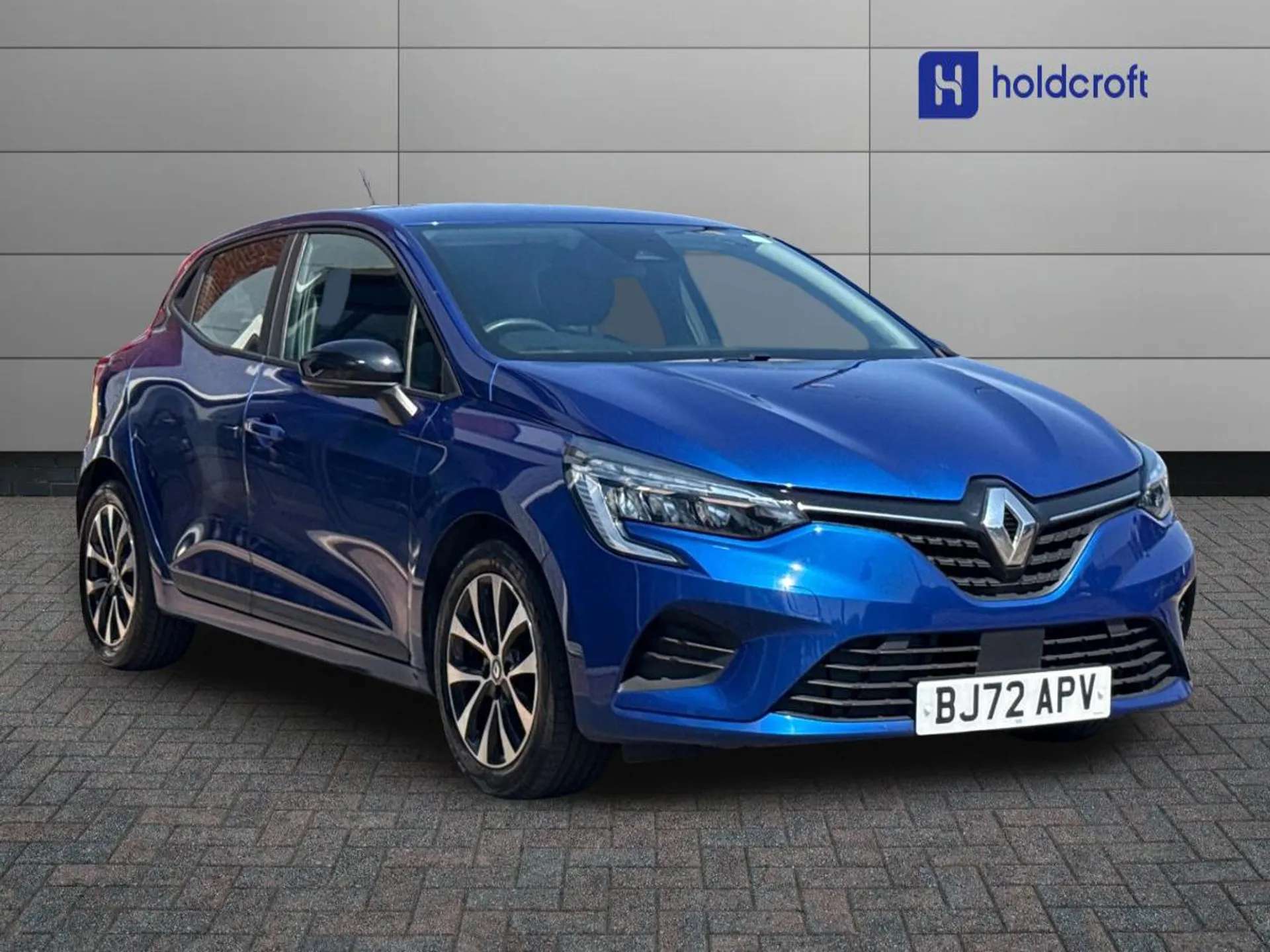 A 2022 RENAULT CLIO 1.6 E-TECH full hybrid 145 Evolution 5dr Auto A 2022 RENAULT CLIO 1.6 E-TECH full hybrid 145 Evolution 5dr Auto