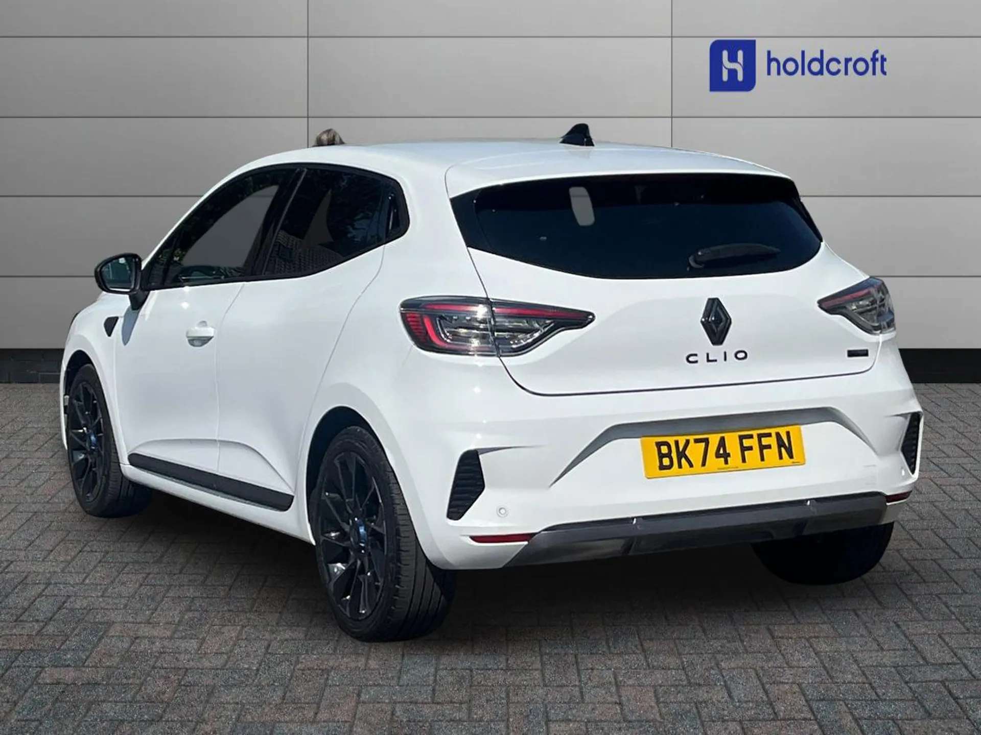 A 2024 RENAULT CLIO 1.6 E-TECH full hybrid 145 Esprit Alpine 5dr Auto A 2024 RENAULT CLIO 1.6 E-TECH full hybrid 145 Esprit Alpine 5dr Auto