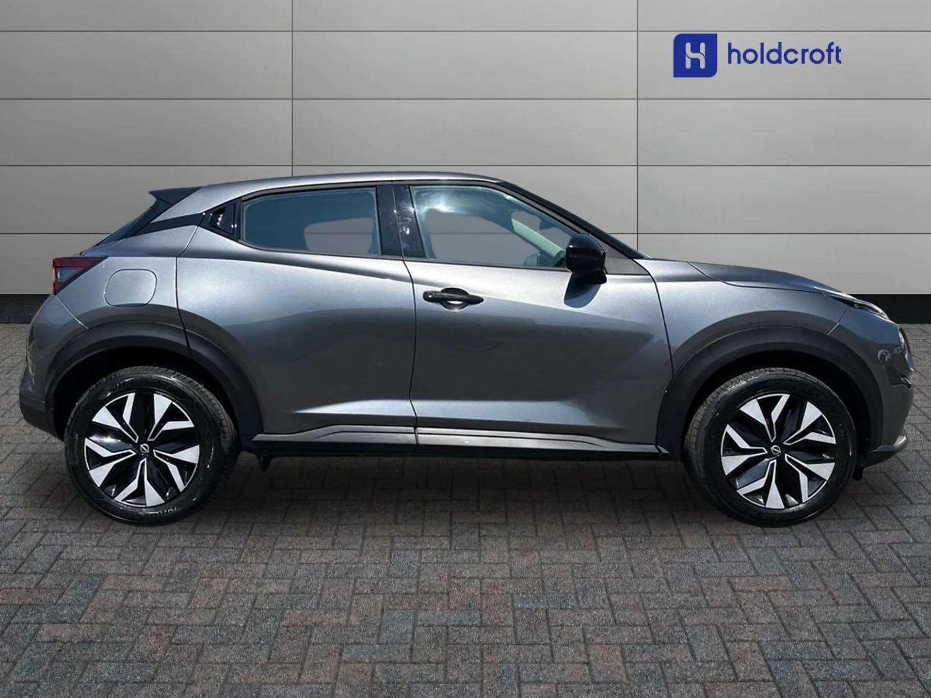A 2025 NISSAN JUKE 1.0 DiG-T Acenta Premium 5dr A 2025 NISSAN JUKE 1.0 DiG-T Acenta Premium 5dr